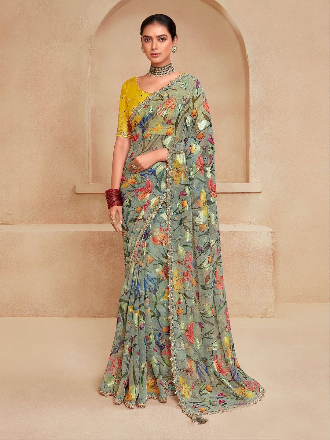 

VIRICA Floral Printed Embroidered Saree, Grey