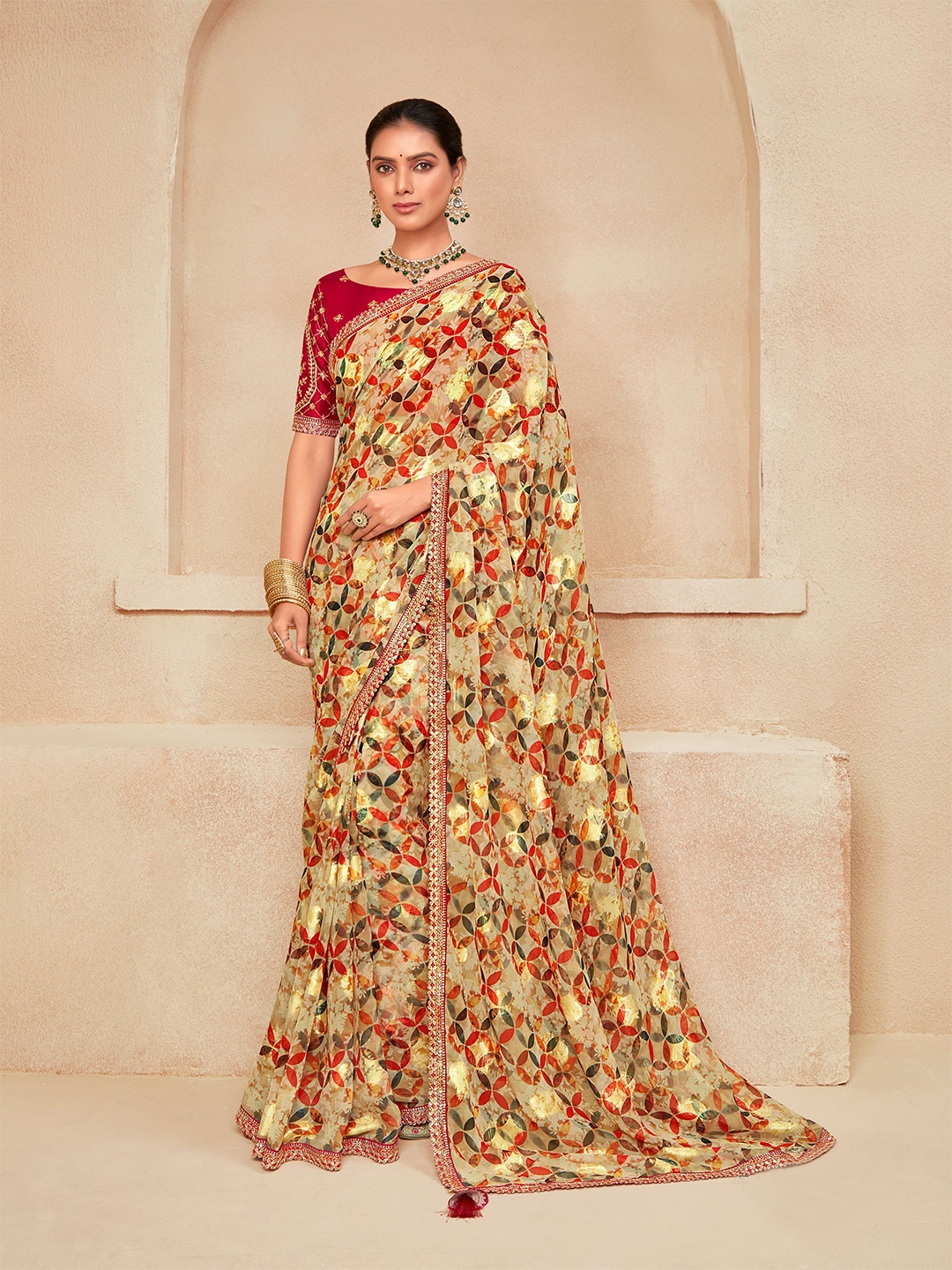VIRICA Ethnic Motifs Embroidered Saree, Gold
