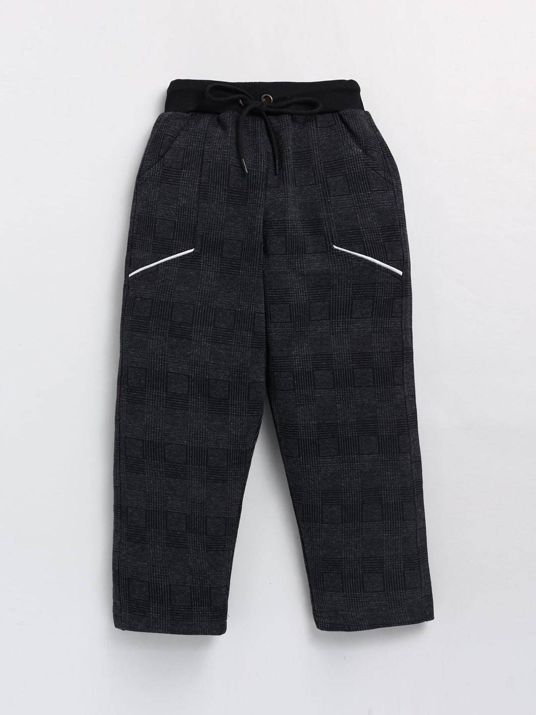 

Cutopies Boys Checked Track Pant, Black