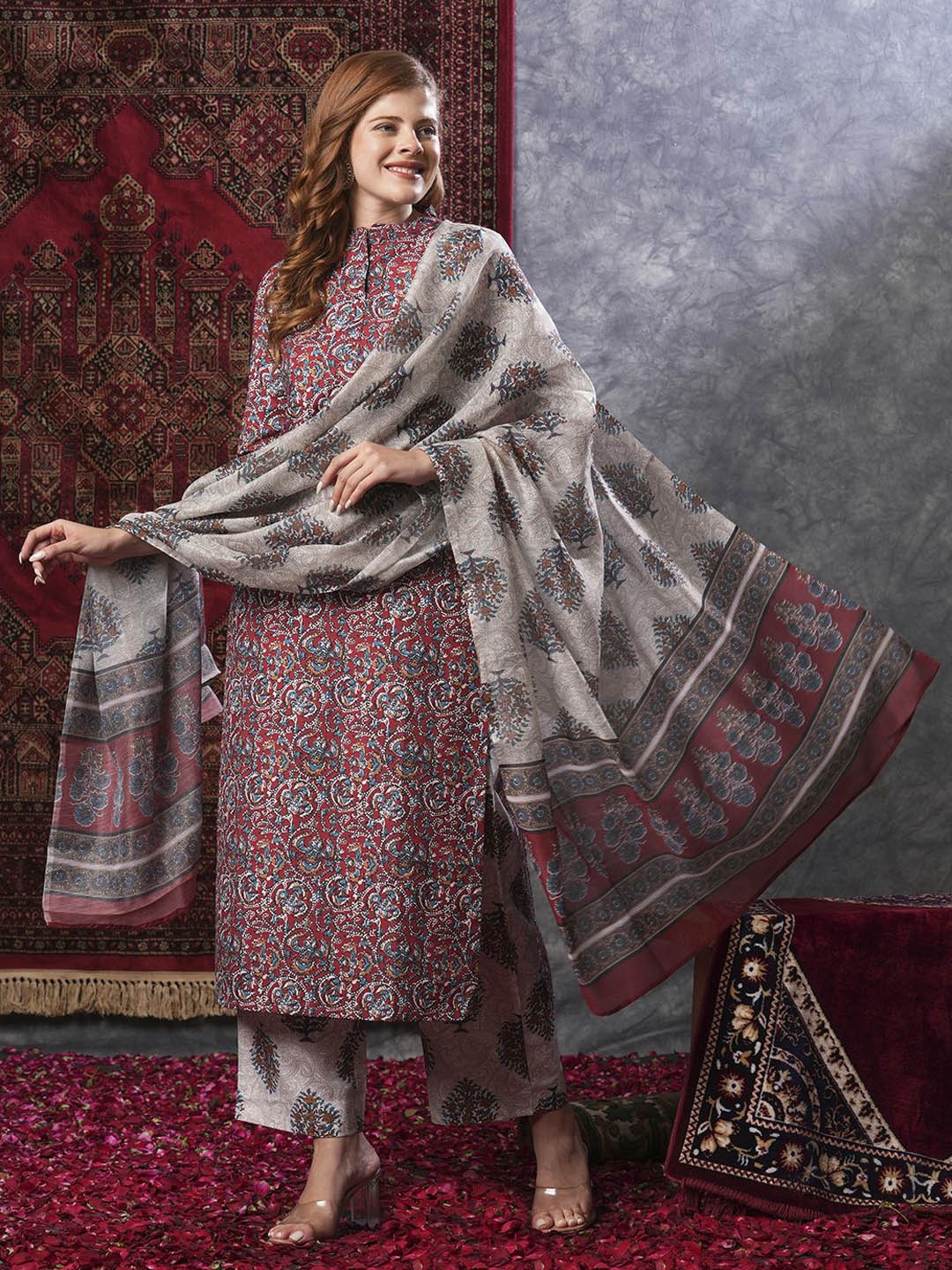 

KALINI Floral Printed Mandarin Collar Regular Kurta with Palazzos & Dupatta, Maroon