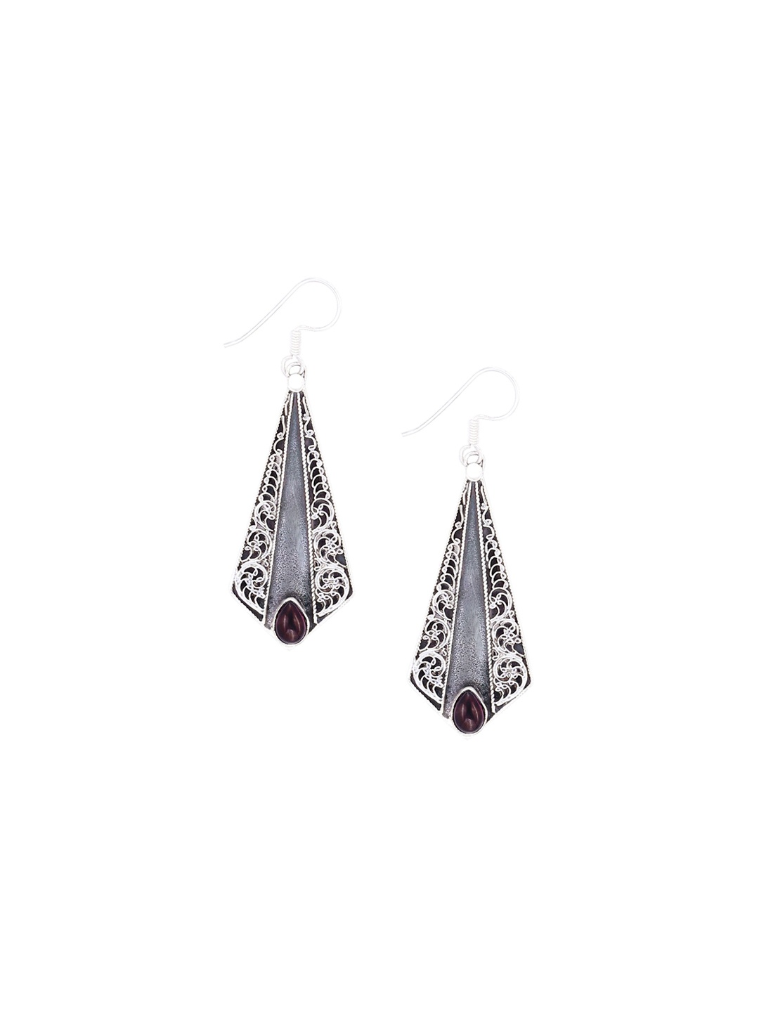 

Exotic India Amethyst Stone Sterling Silver Designer Studded Earrings
