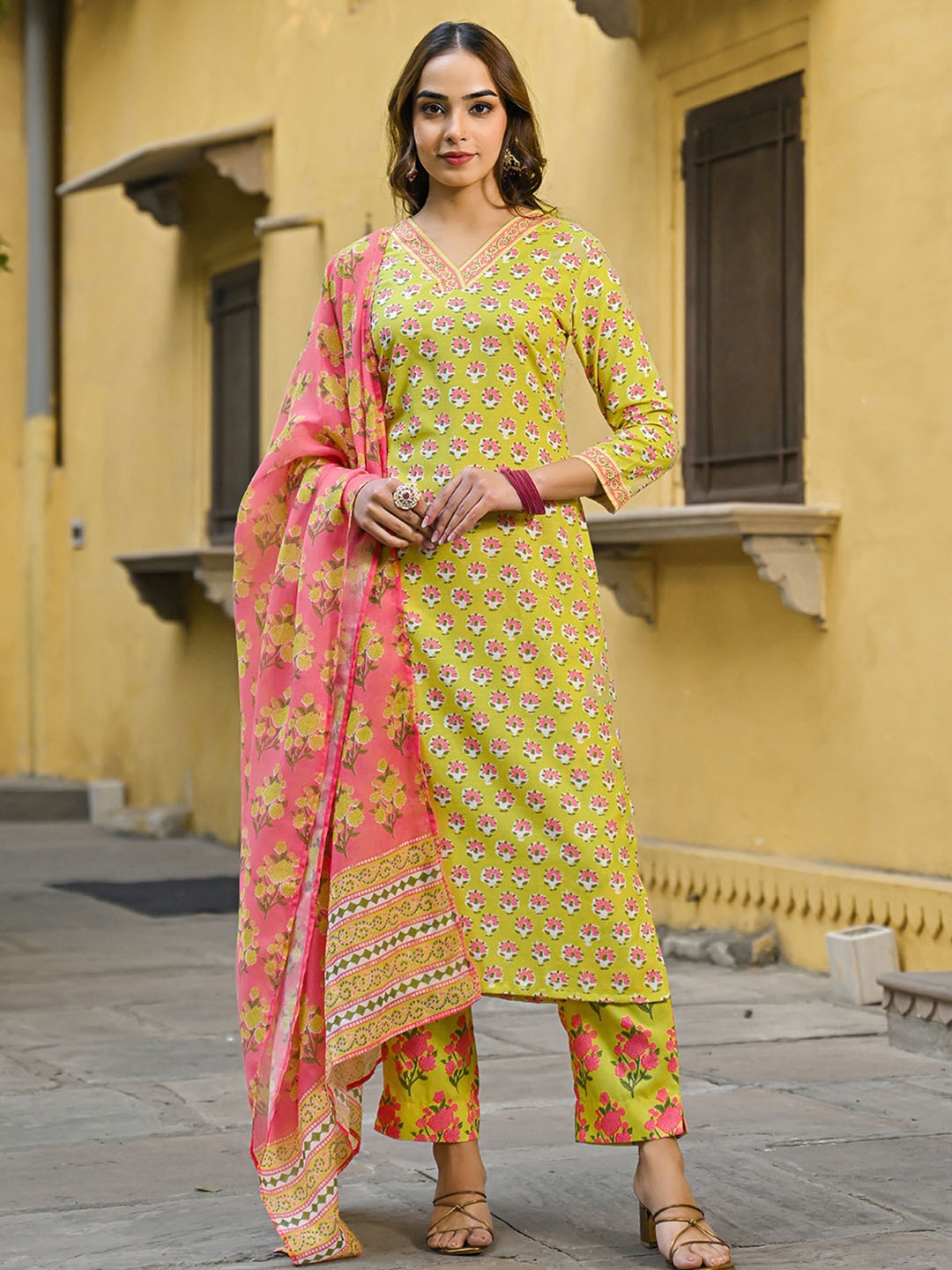 

KALINI Floral Printed Straight Kurta with Trousers & Dupatta, Yellow