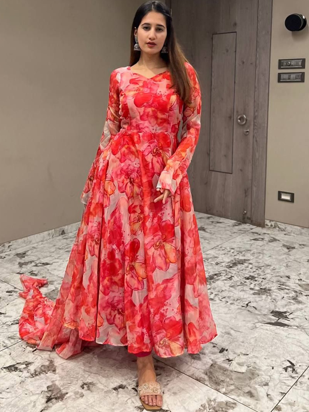 

Ethnic Yard Floral Printed Organza Anarkali Kurta with Pyjamas & With Dupatta, Pink