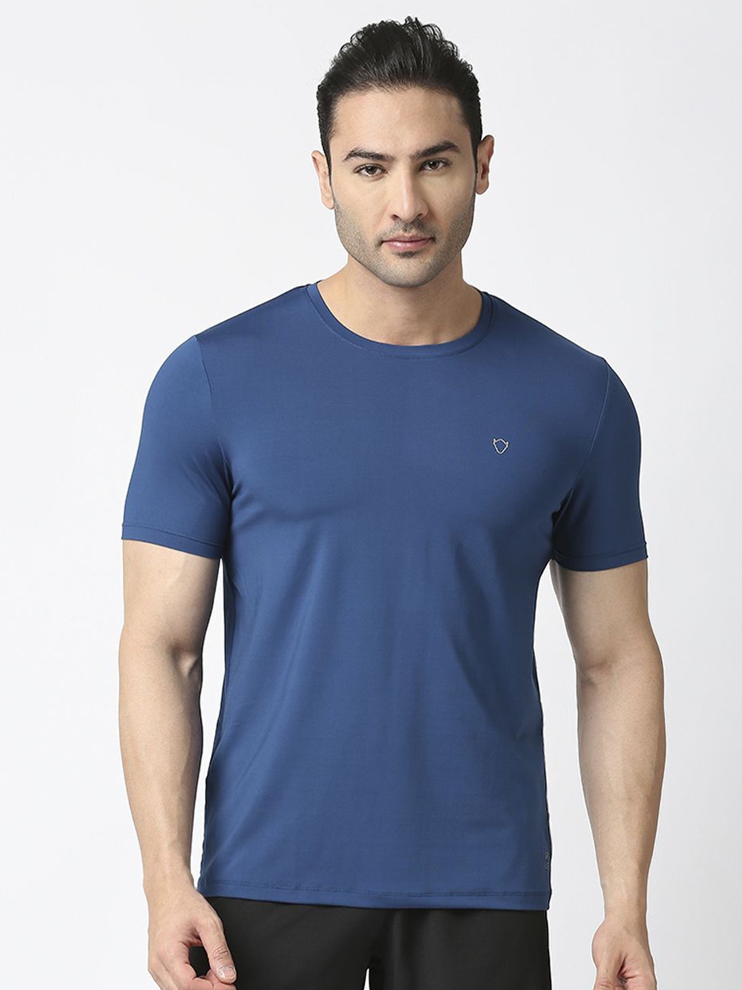 

Lovable Sport Men Solid Round Neck Polyester T-Shirt, Blue