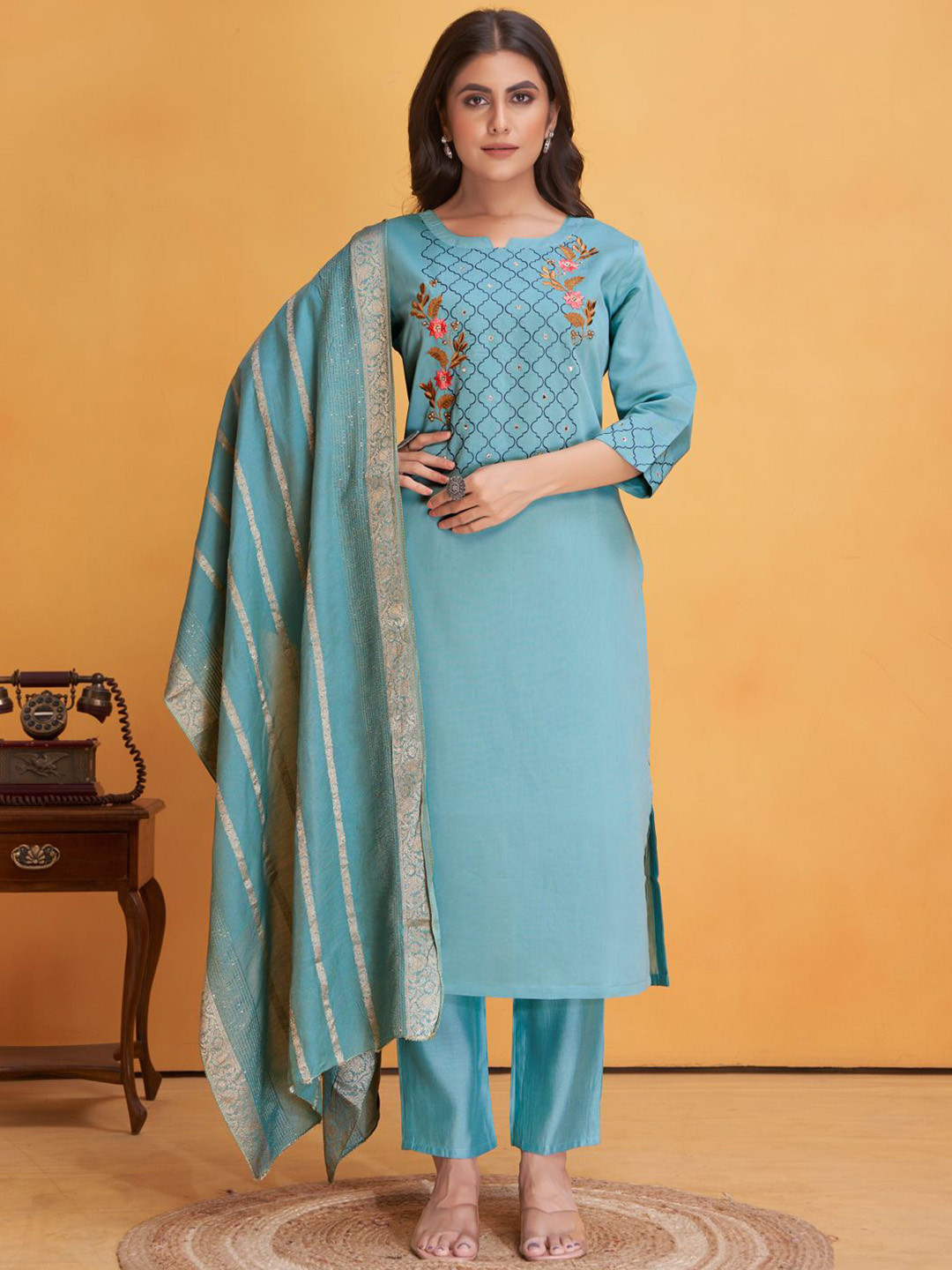 

STYLE SAMSARA Floral Yoke Design Mirror Work Regular Kurta with Trousers & Dupatta, Turquoise blue