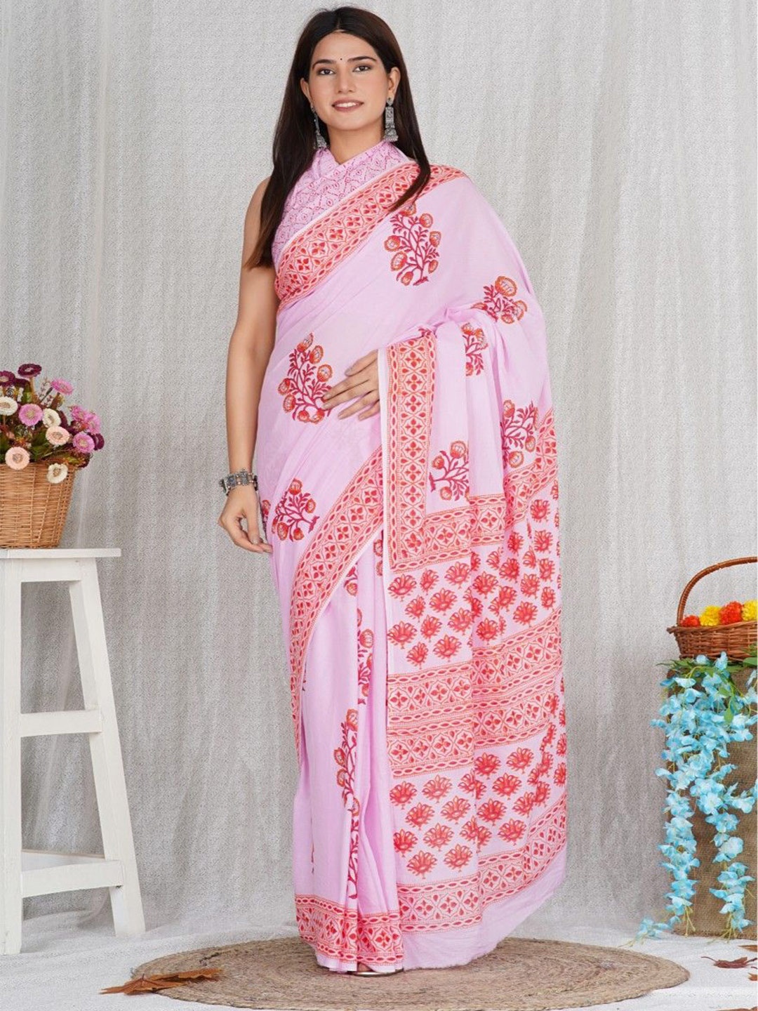 

Shivanya Handicrafts Ethnic Motifs Pure Cotton Block Print Saree, Pink