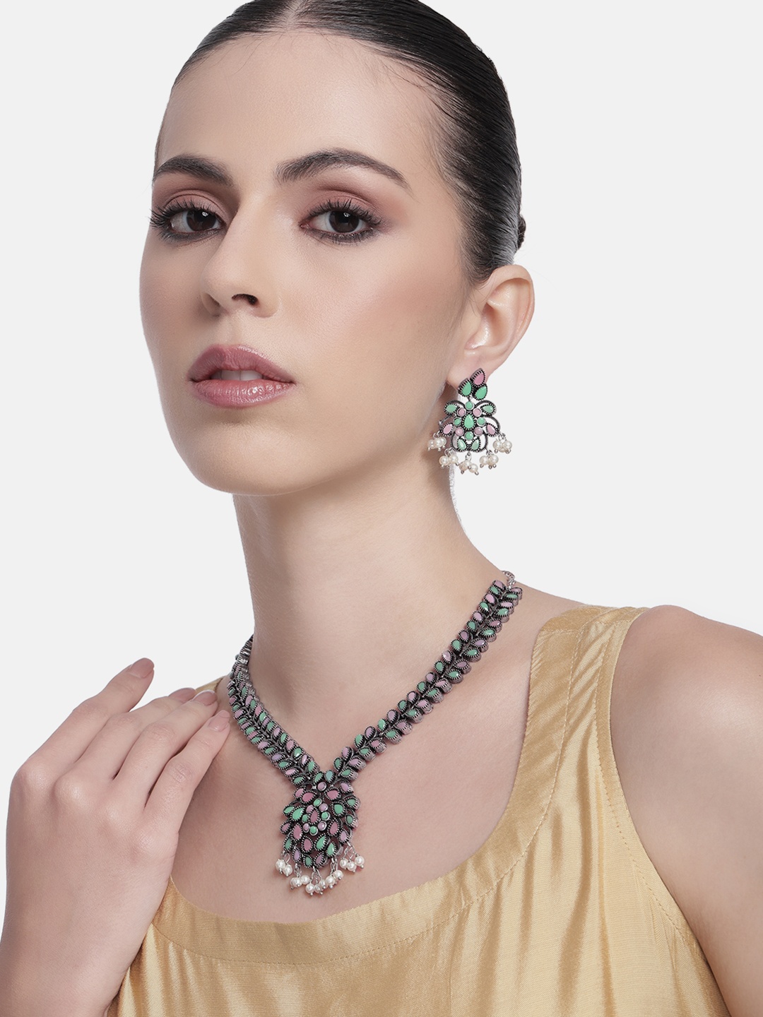 

AITIHYA Silver-Plated Oxidised Artificial Stones & Beads Jewellery Set