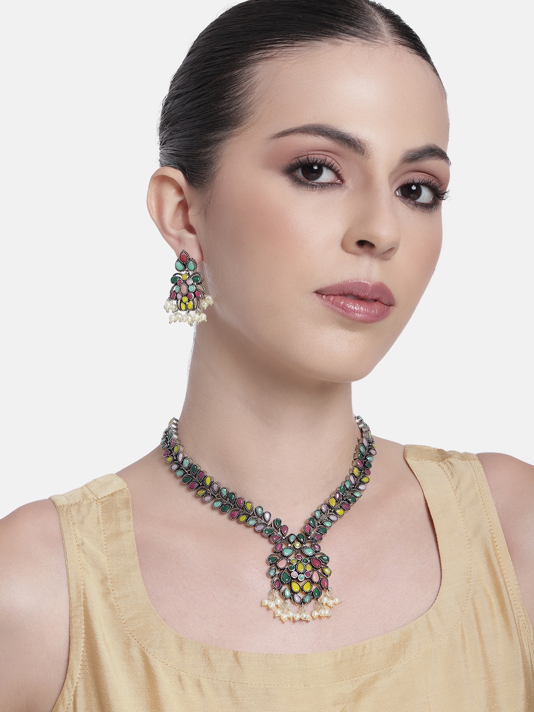 

AITIHYA Silver-Plated Oxidised Artificial Stones & Beads Jewellery Set