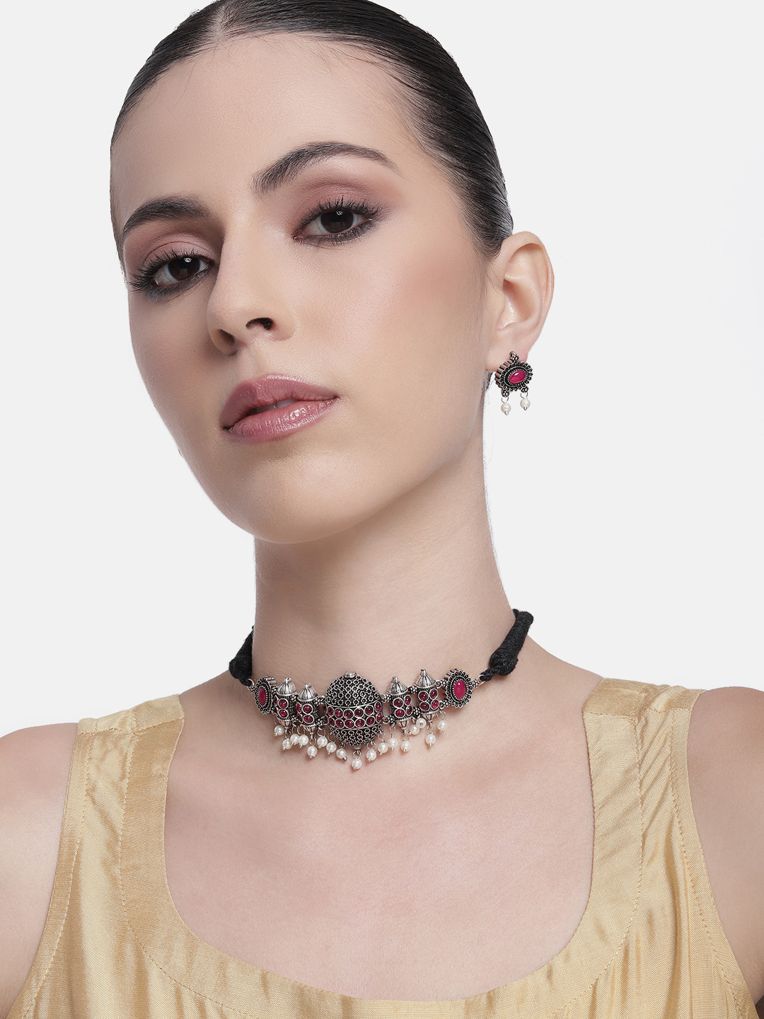 

AITIHYA Silver-Plated Oxidised Artificial Stones & Beads Jewellery Set