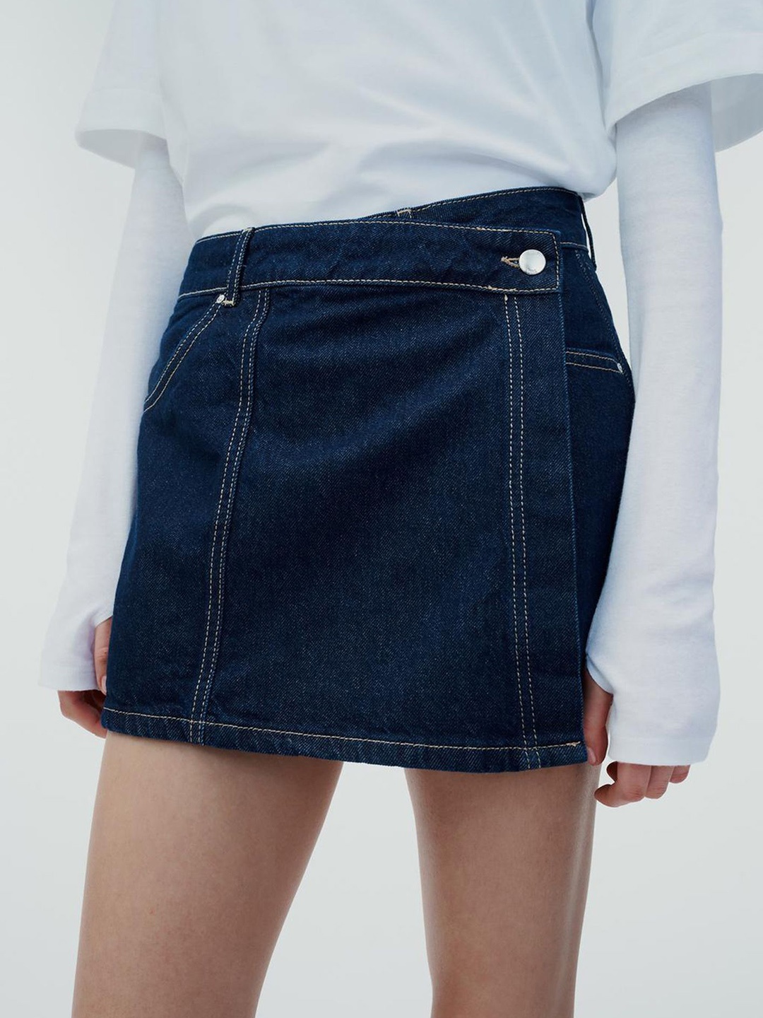 

LULU & SKY Women Slim Fit Denim Shorts, Navy blue