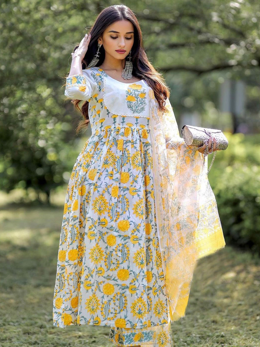 

7Threads Floral Printed Anarkali Kurta with Trousers & Dupatta, White