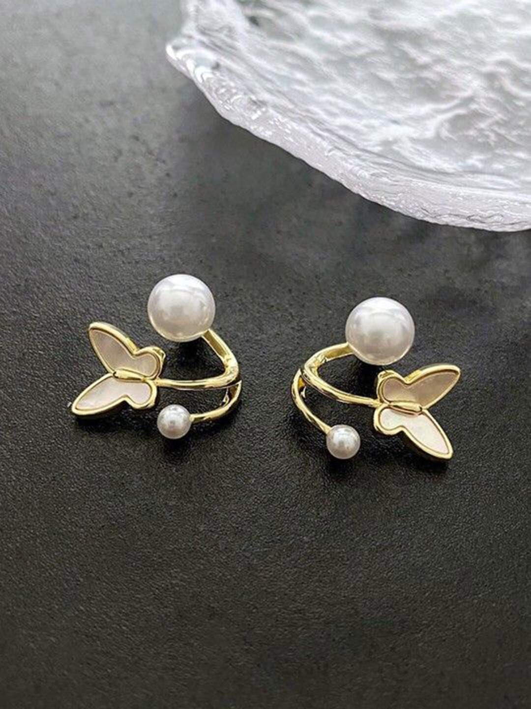 

Xivir Gold-Plated Pearl-Beaded Butterfly Shaped Studs