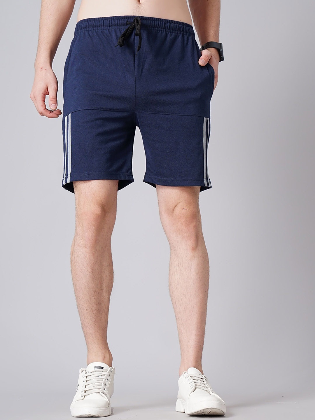 

MADSTO Men Slim Fit Sports Shorts, Navy blue