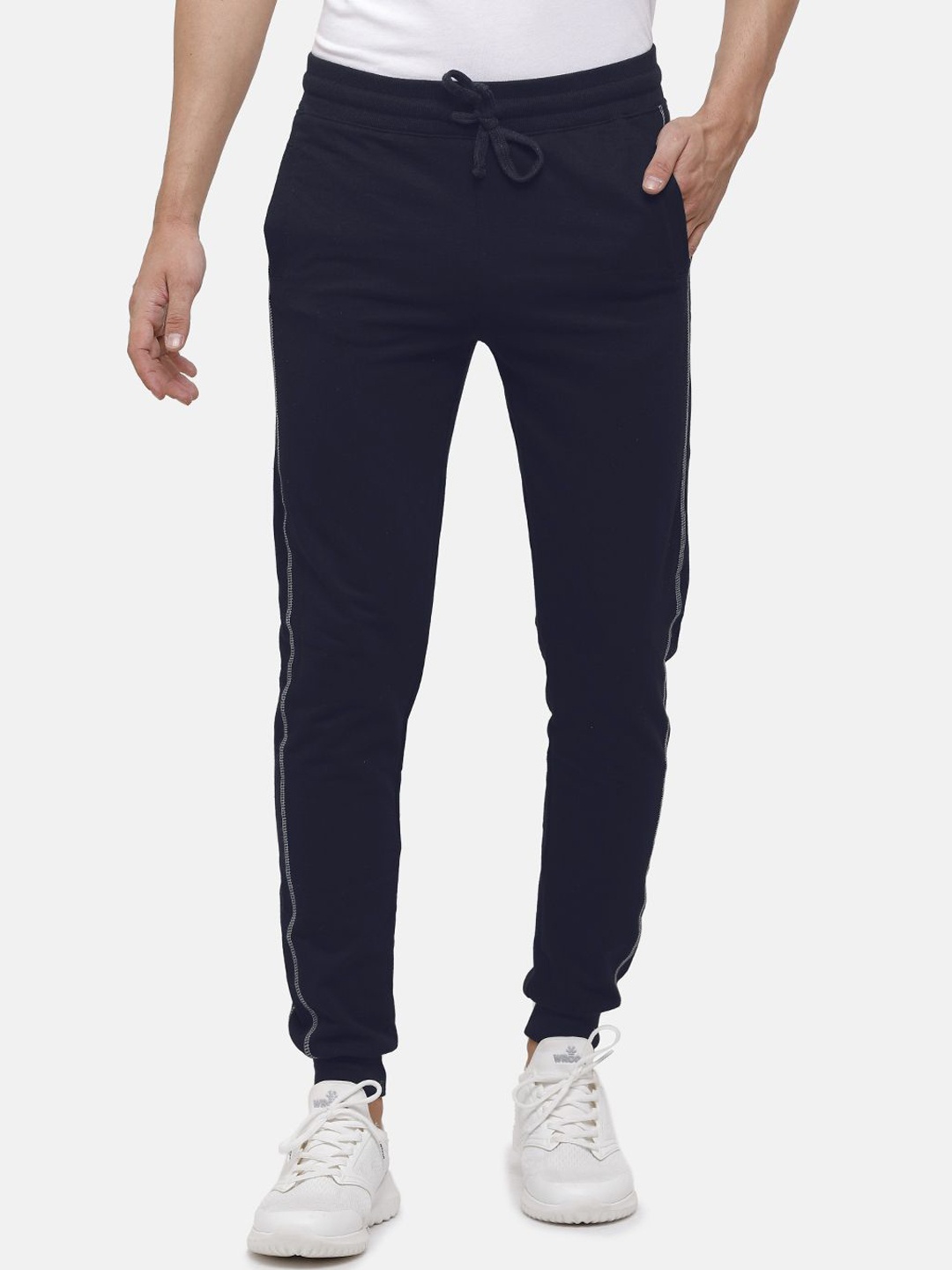 

MADSTO Men Solid Slim Fit Cotton Mid Rise Joggers, Navy blue