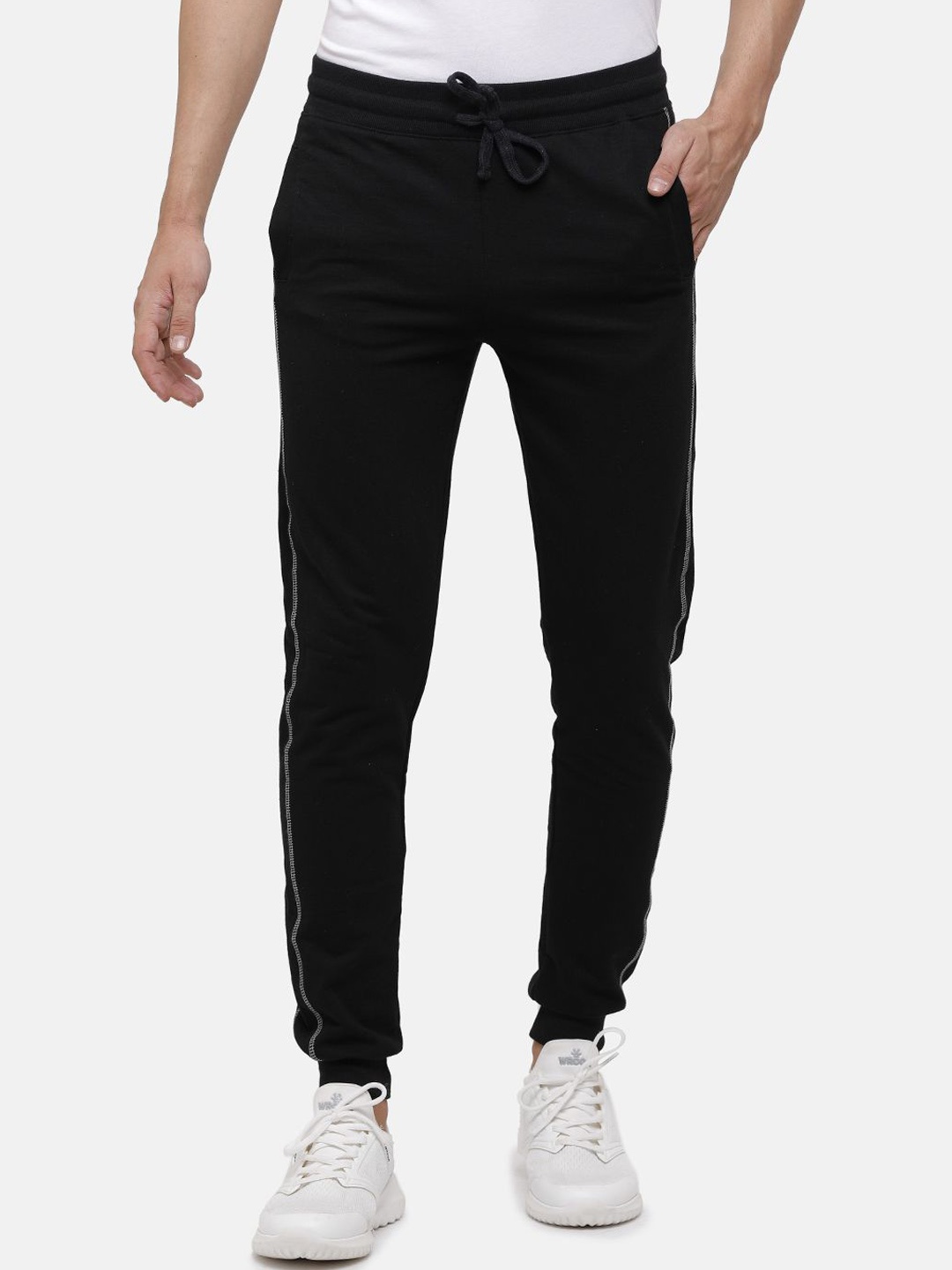 

MADSTO Men Slim Fit Cotton Mid Rise Joggers, Black