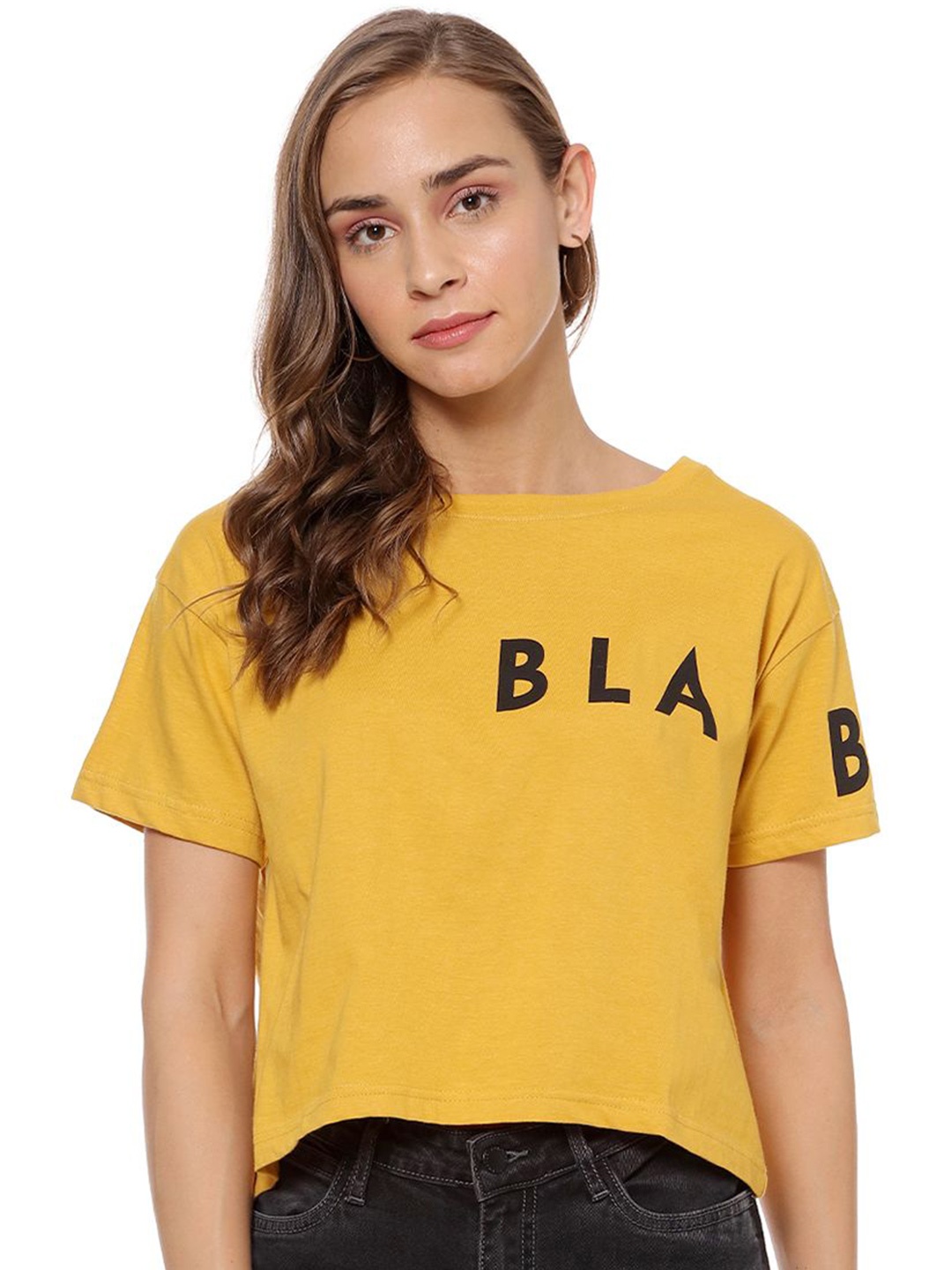 

Campus Sutra Women Printed Short Sleeves Crop Top, Yellow