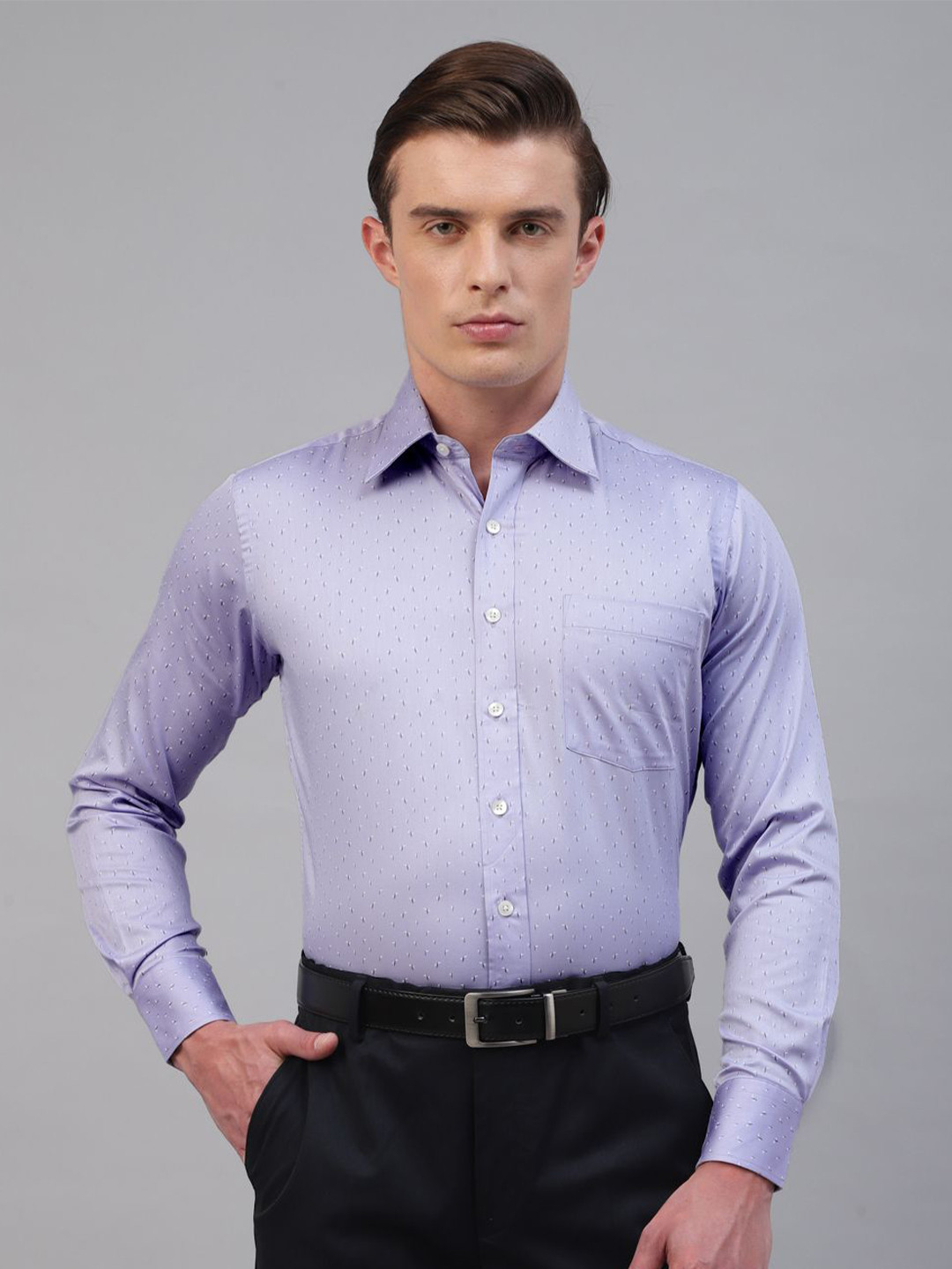 

Givo Men Smart Spread Collar Textured Printed Cotton Casual Shirt, Mauve
