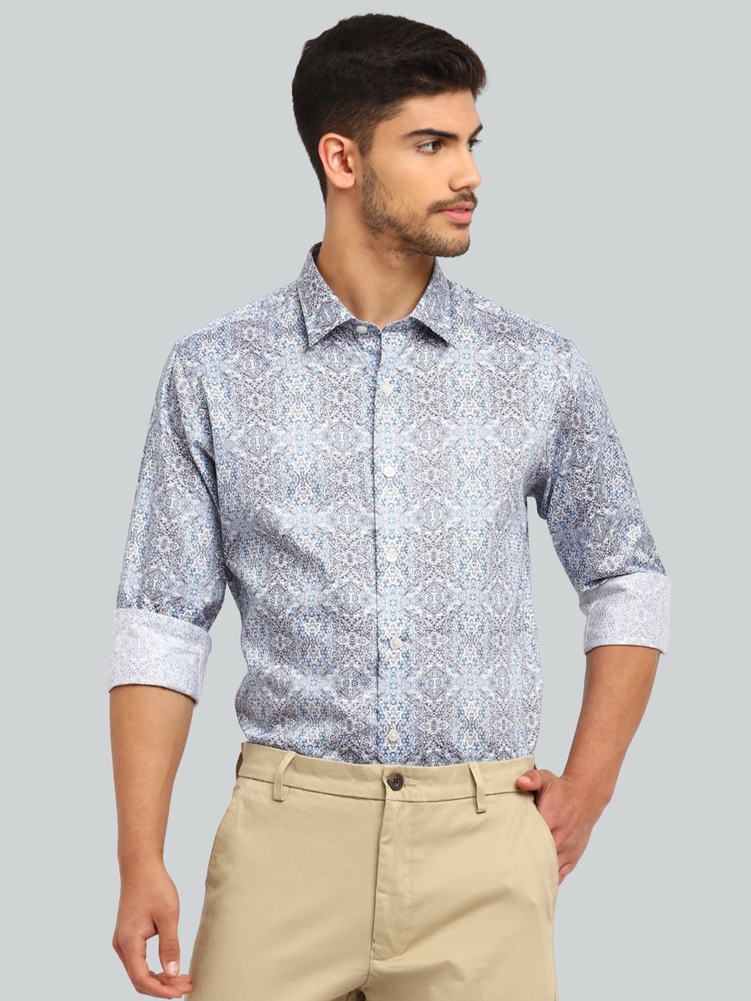 

Givo Men Smart Floral Printed Pure Cotton Casual Shirt, Grey