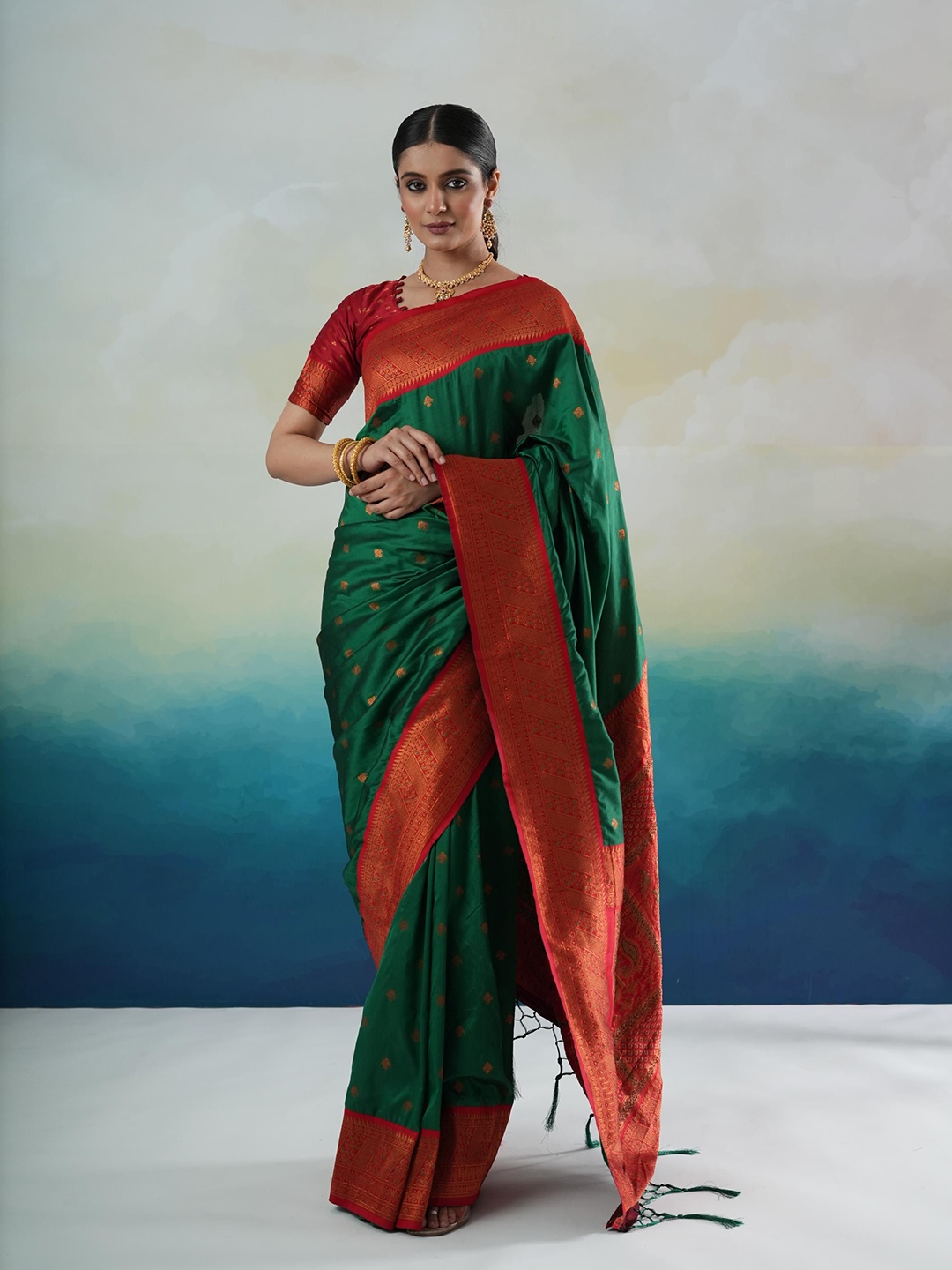 

Sangria Woven Design Banarasi Saree, Green