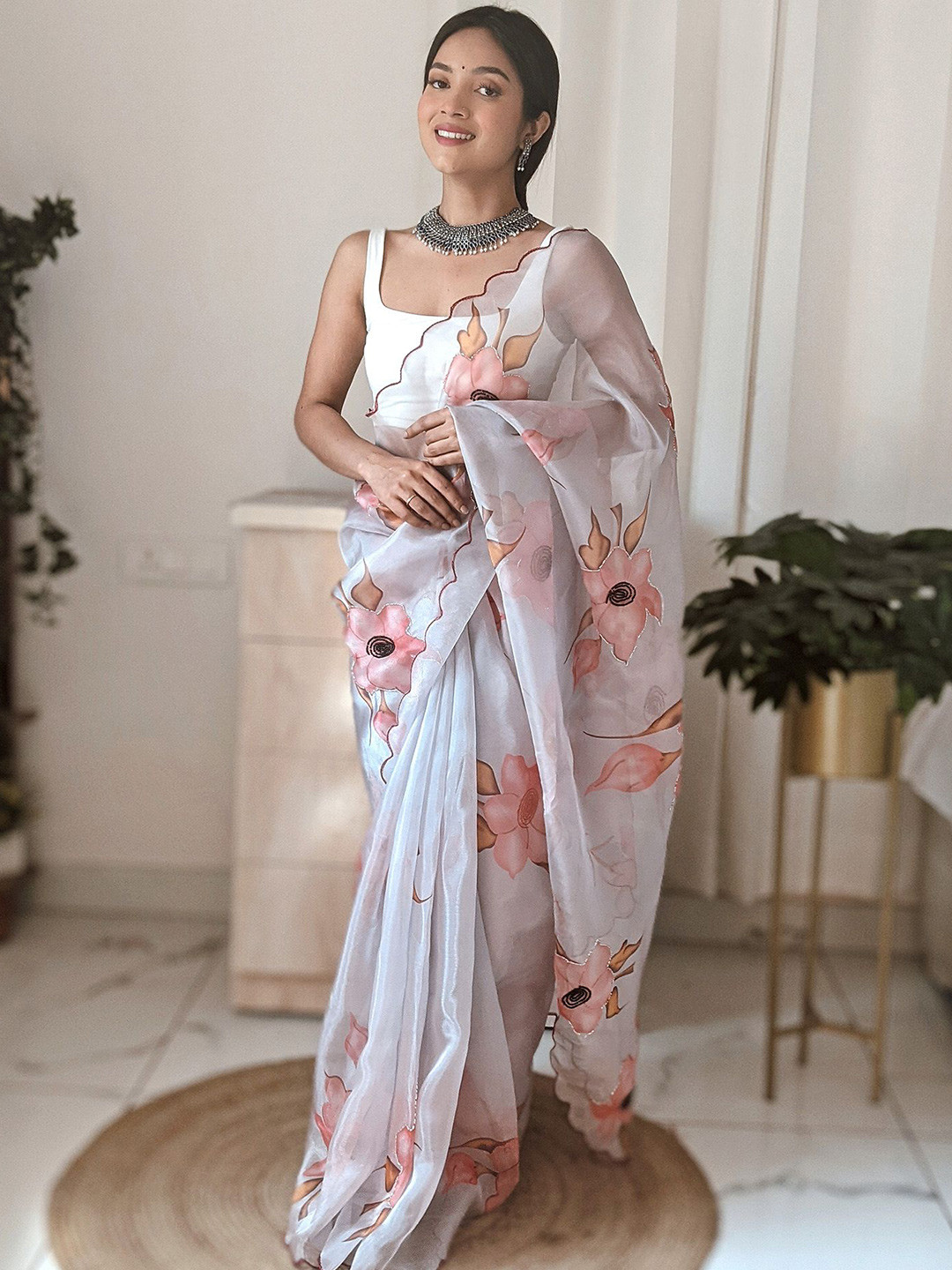 

elora Beads & Stones Floral Saree, Grey