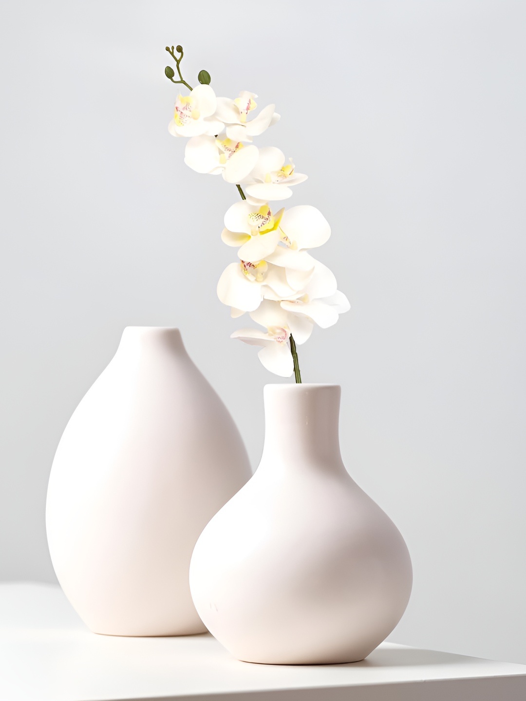 

THE HOME CO. White Orchid Artificial Flower