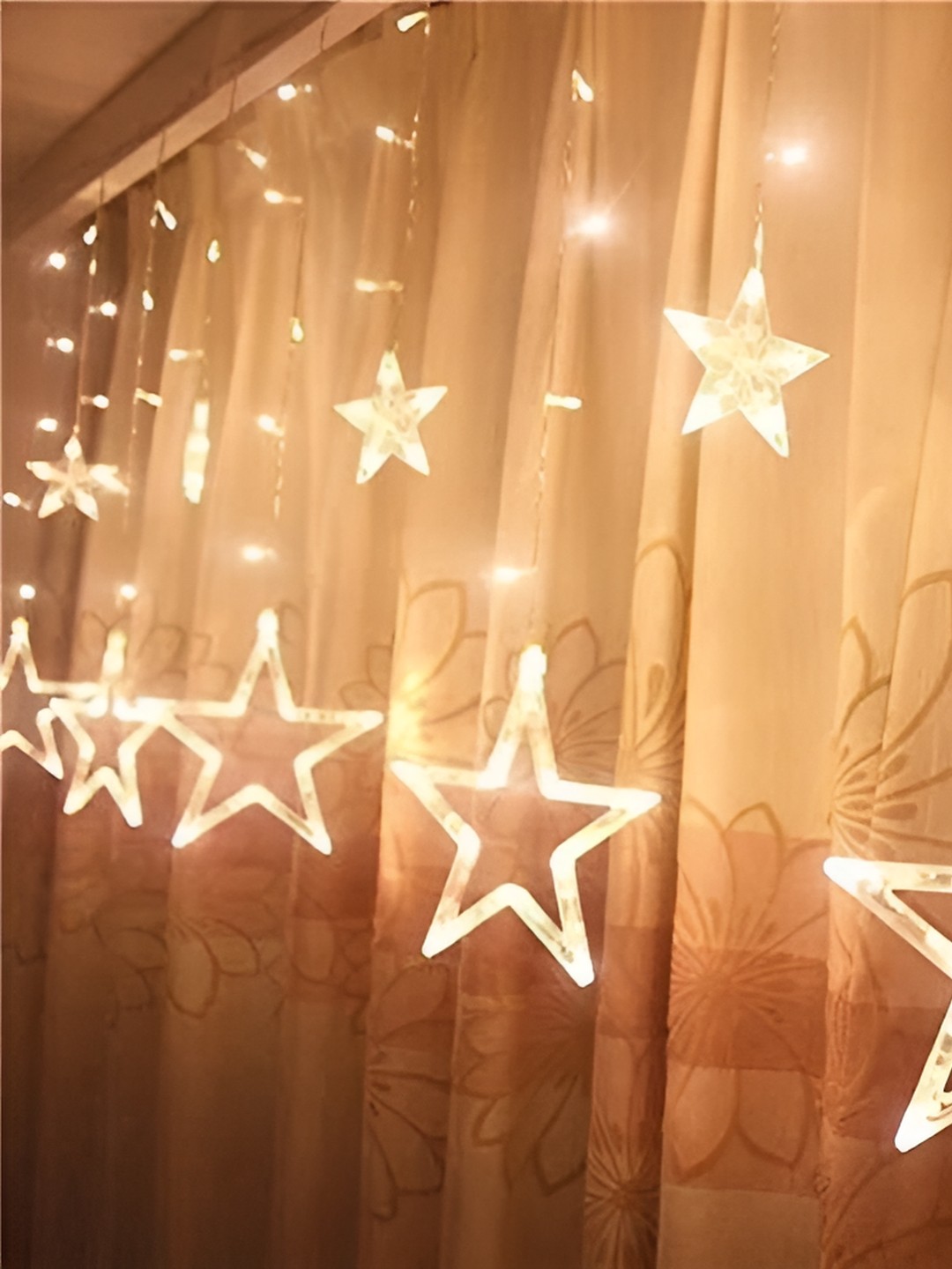 

ENORMITY Yellow Star Shape String Lights
