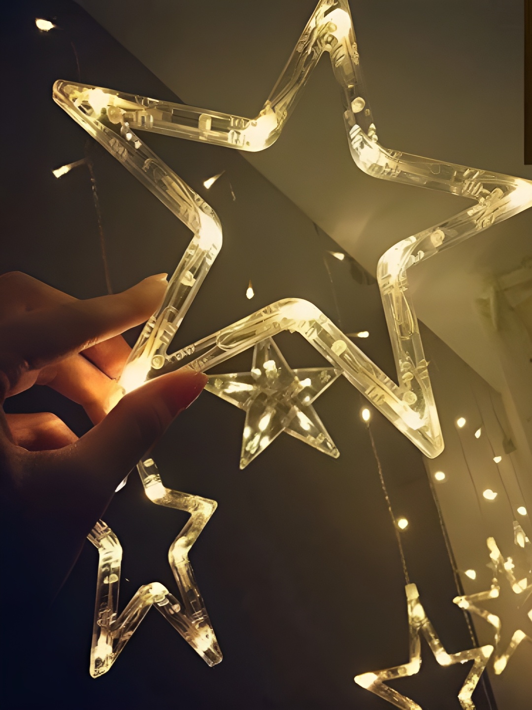 

ENORMITY Yellow Star Shape String Lights
