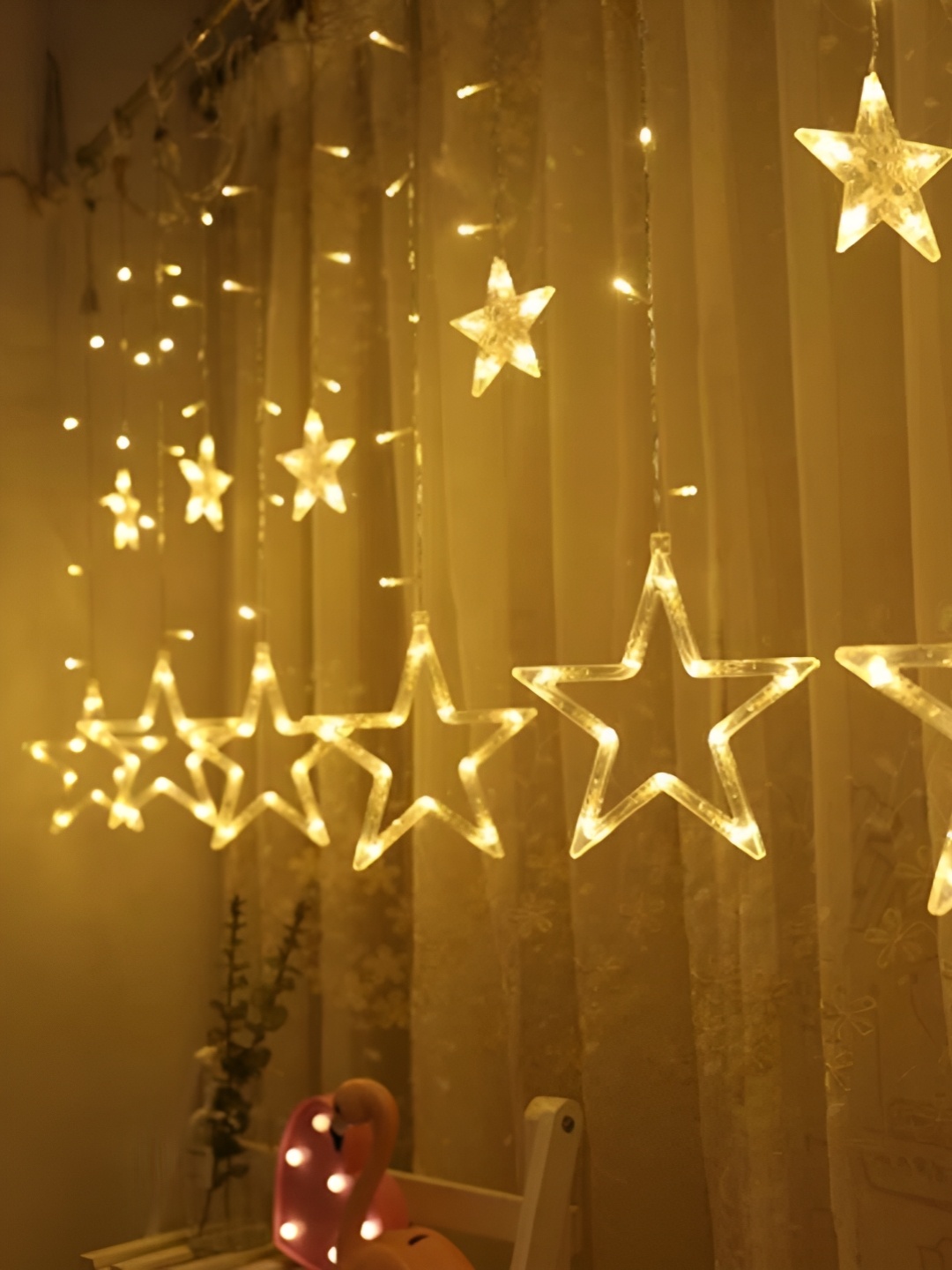 

ENORMITY White Star Shape String Lights