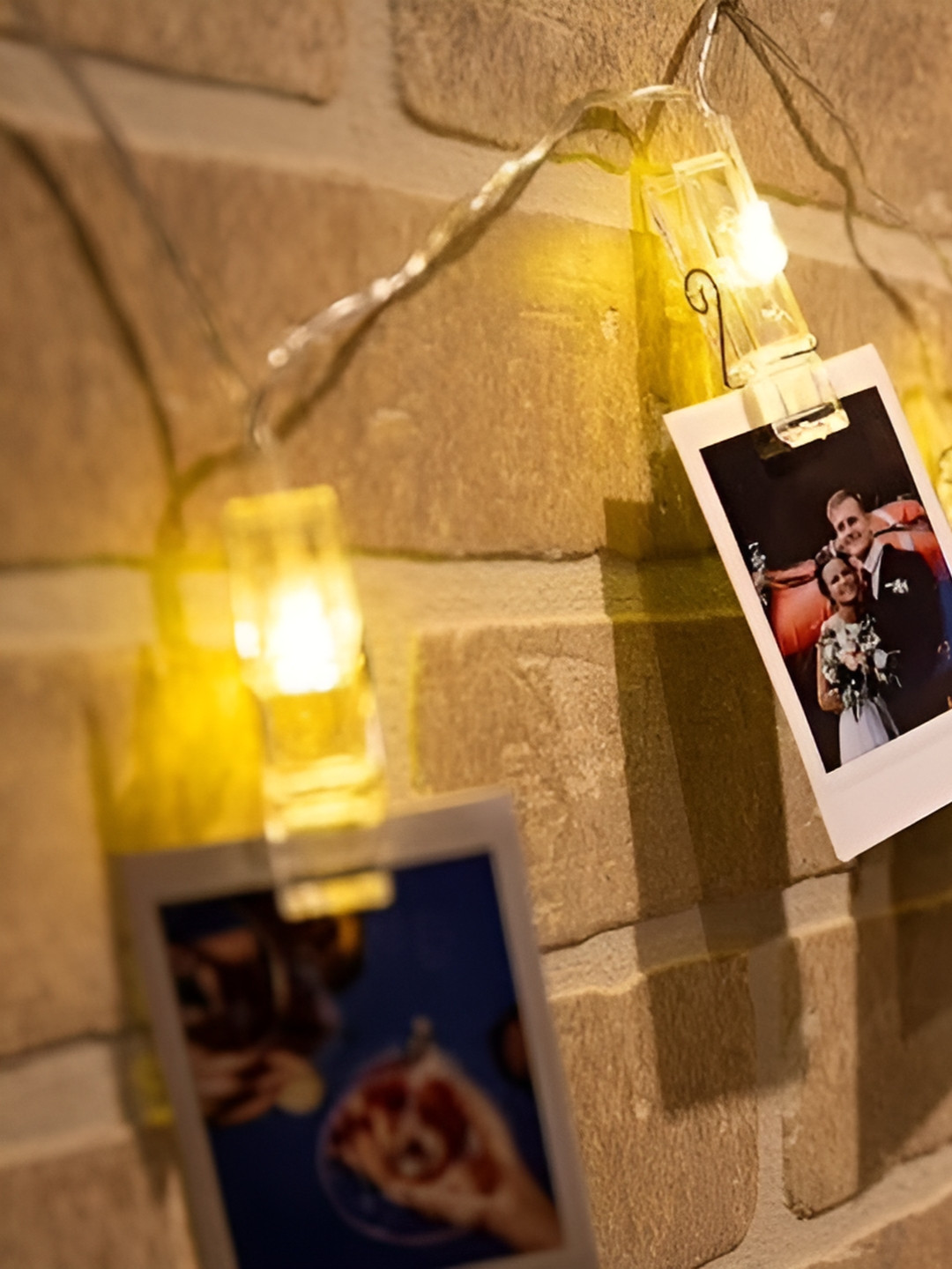 

ENORMITY Gold Toned Photo Clip Shape String Lights