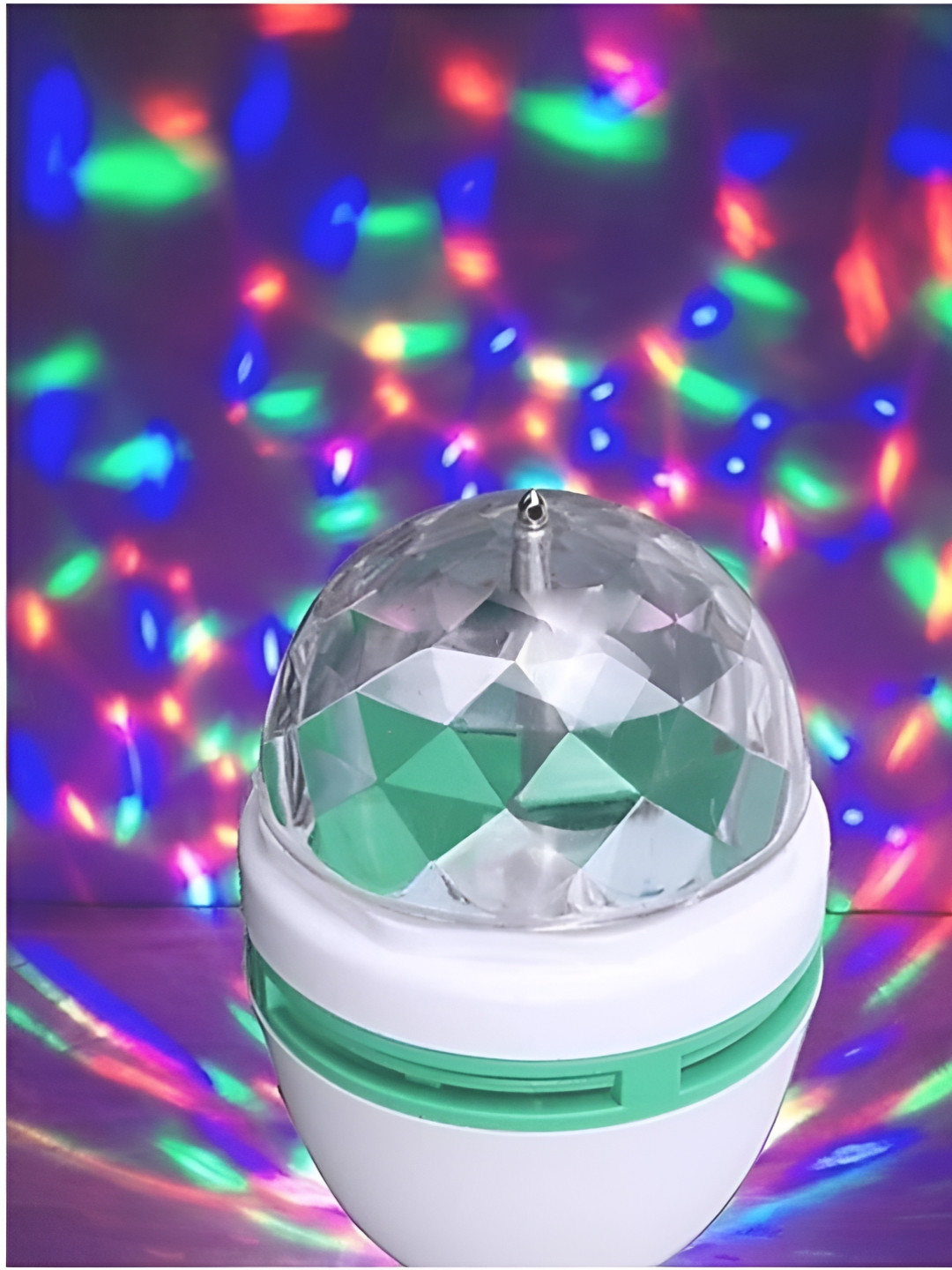 

ENORMITY Sea Green & White Textured Spherical Shape Bulb