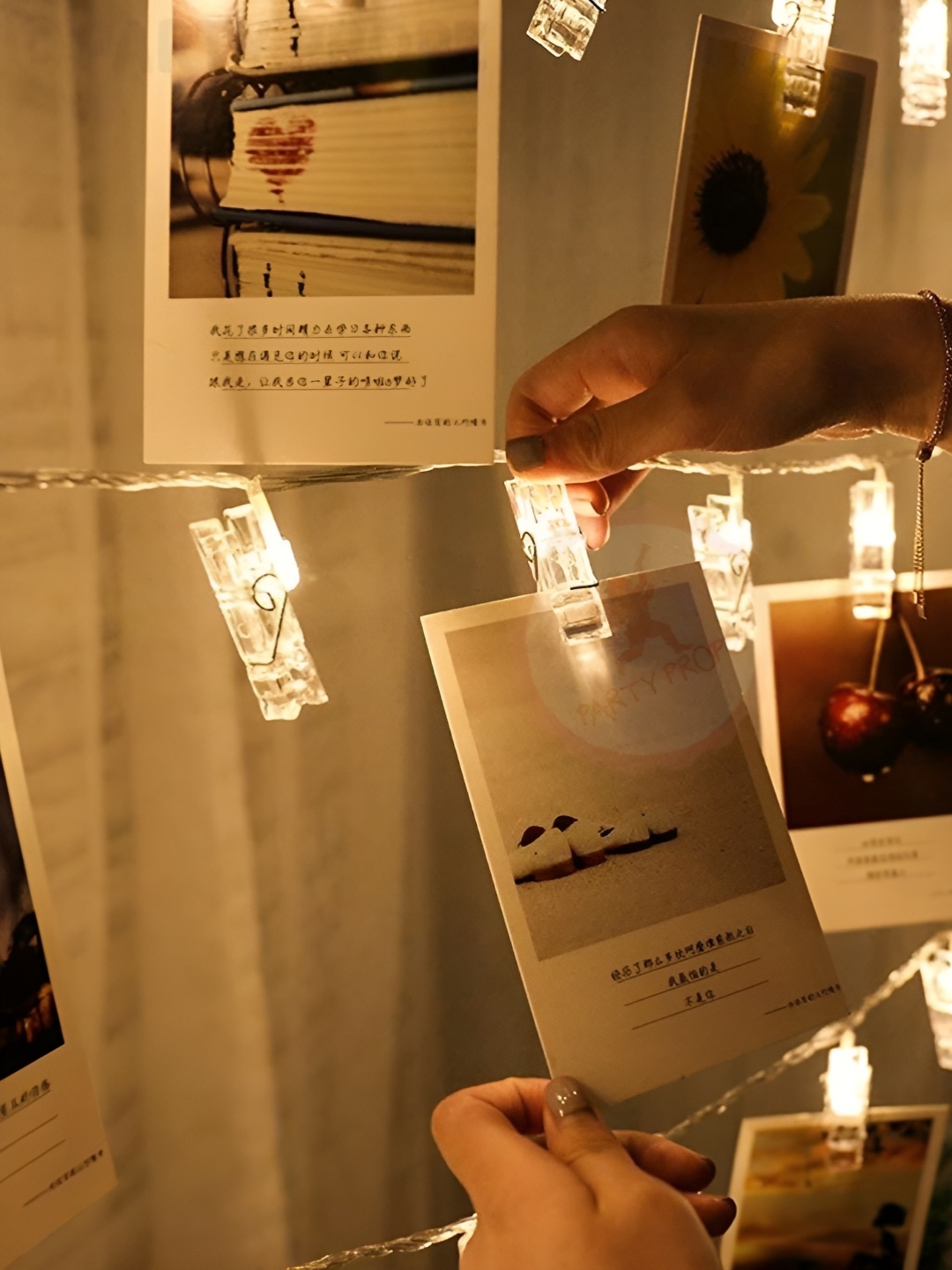 

ENORMITY Gold Toned Photo Clip Shaped LED String Lights