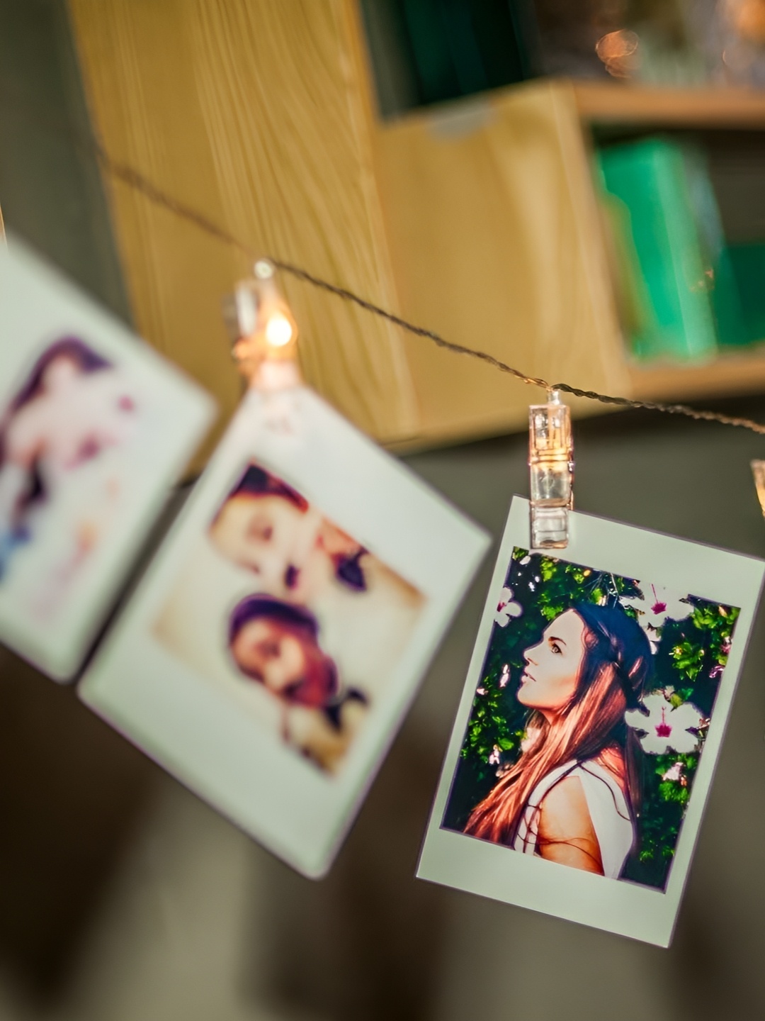 

ENORMITY Yellow Photo Clip Shaped LED String Lights