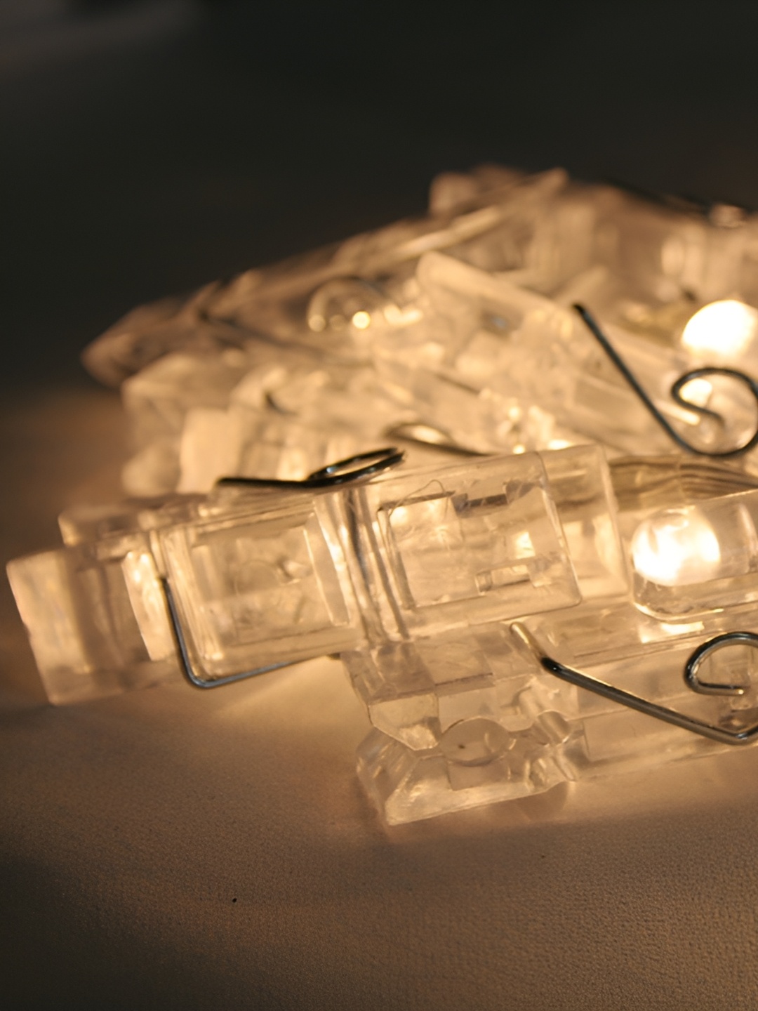 

ENORMITY Yellow Photo Clip Shape String Lights