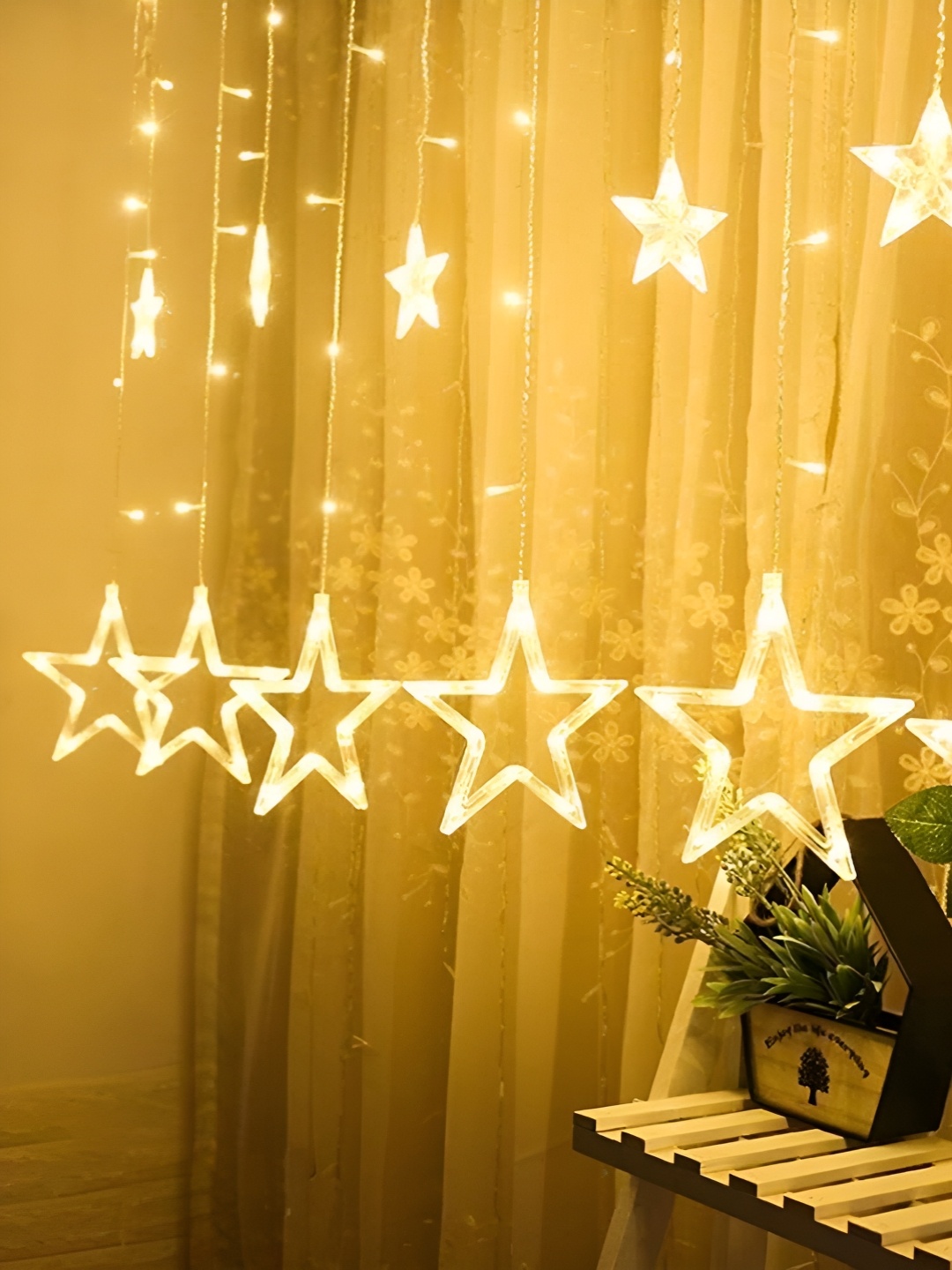 

ENORMITY Yellow & White Star Shape String Lights