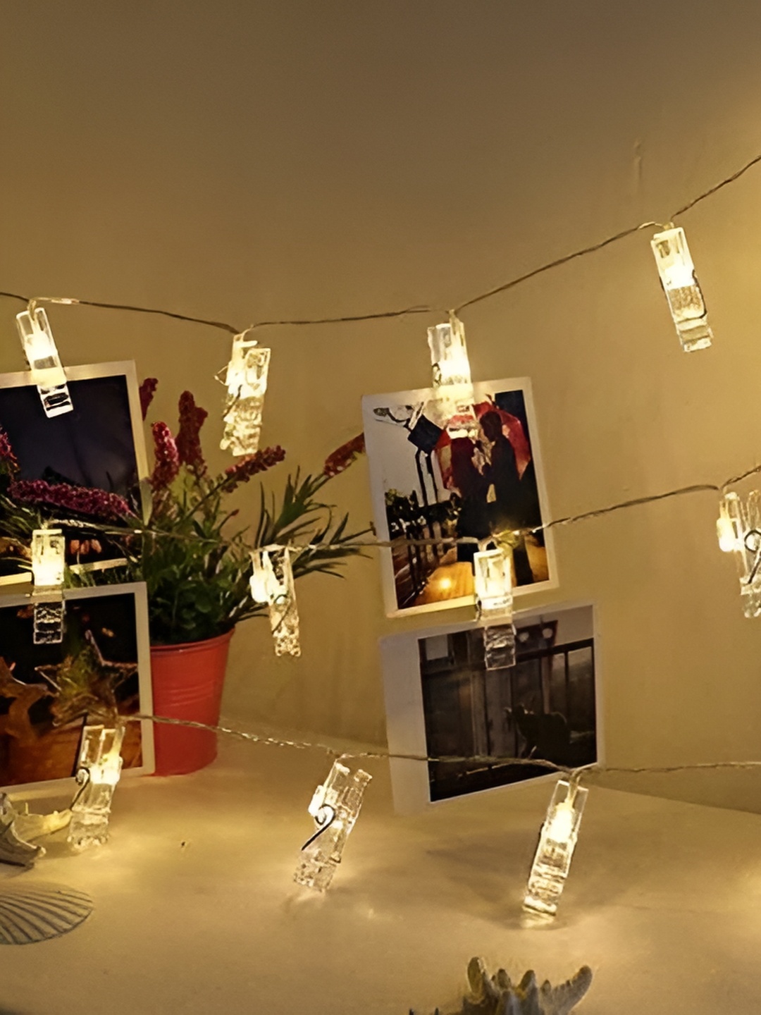 

ENORMITY Yellow 16 Photo Clip LED String Lights