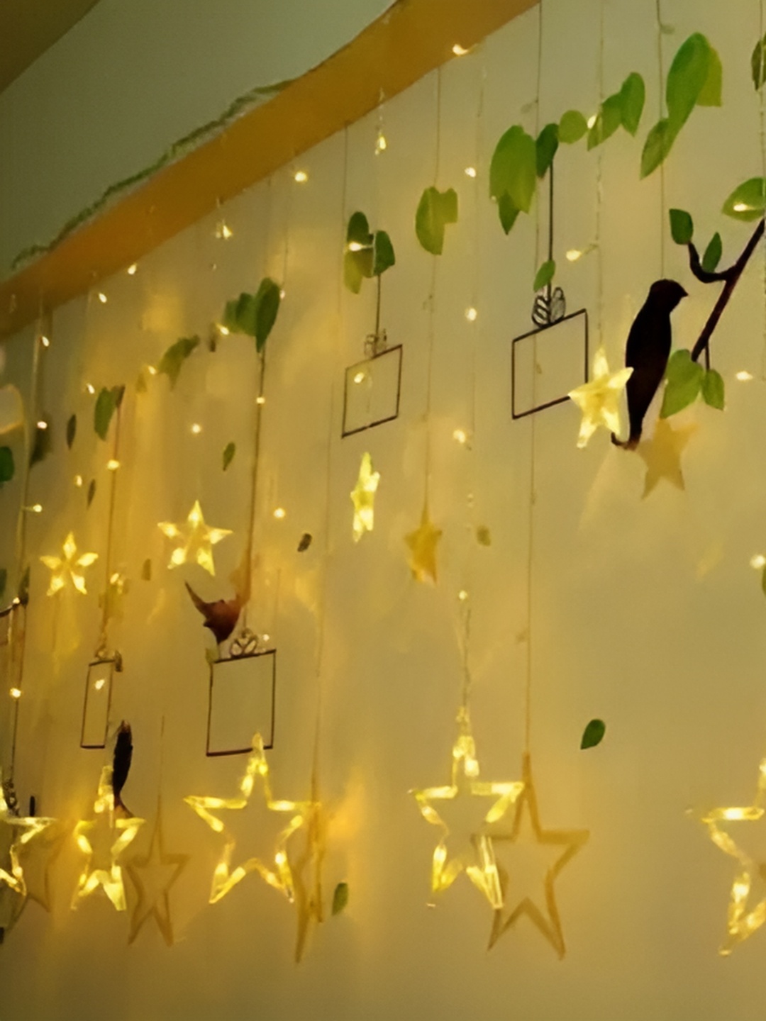 

ENORMITY Yellow Star Shaped String Lights