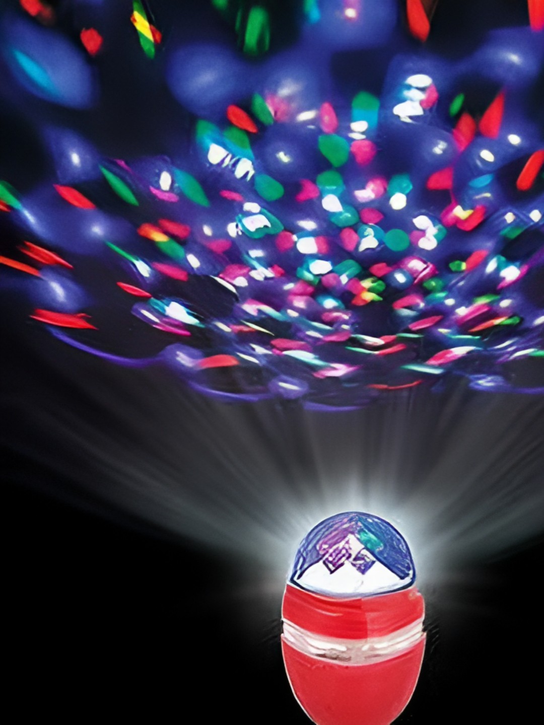 

ENORMITY Red & White Textured Disco Ball Bulb