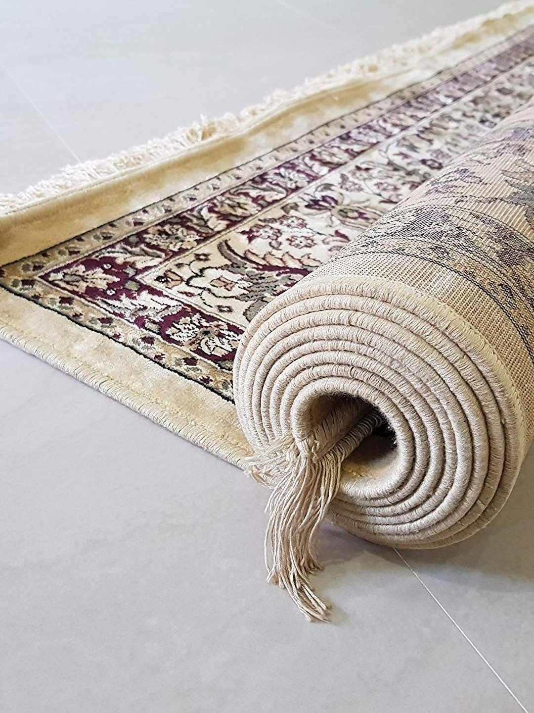 

IMRA CARPET Grey & Beige Floral Printed Traditional Carpet