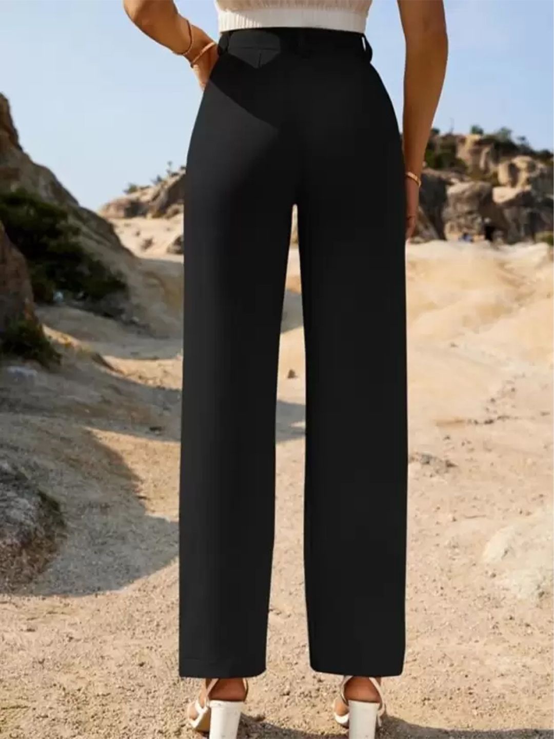 

TANDUL Women Regular Fit Mid-Rise Parallel Trousers, Black