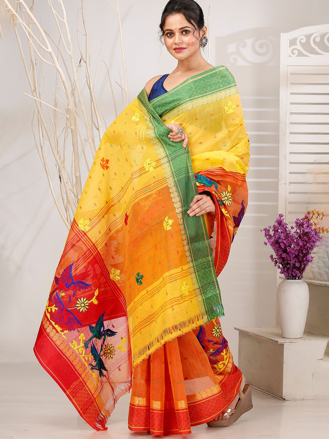 

PuJoy Woven Design Pure Cotton Taant Saree, Yellow