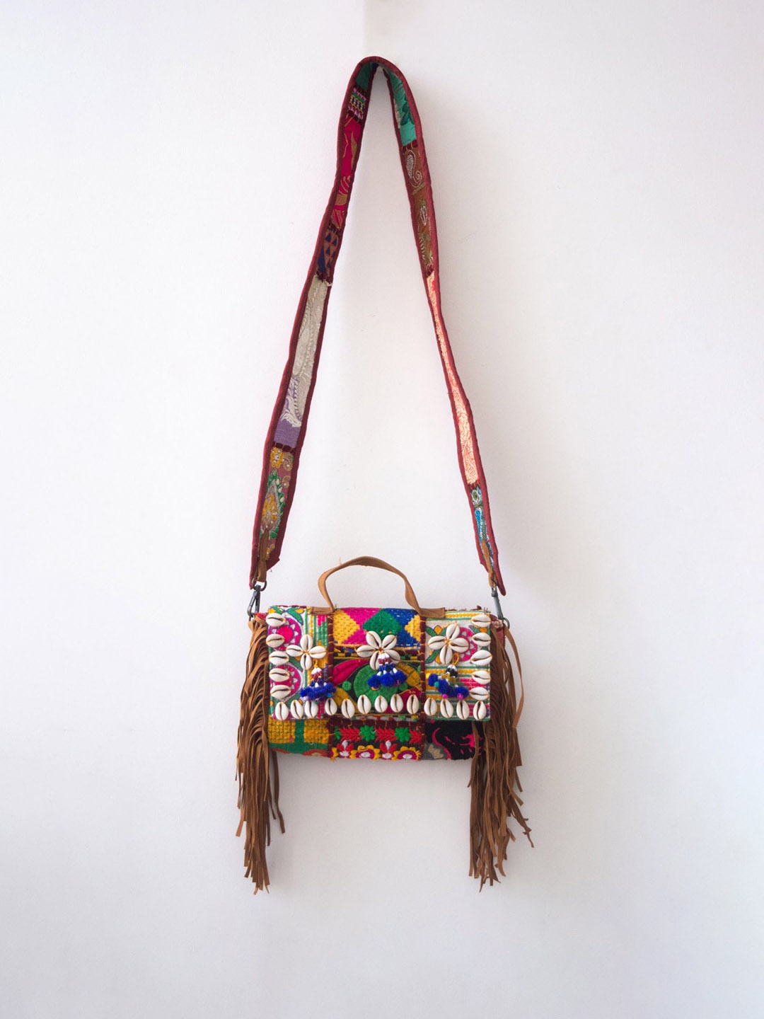 

DECORDILL Embellished Oversized Shopper Sling Bag with Tasselled, Assorted