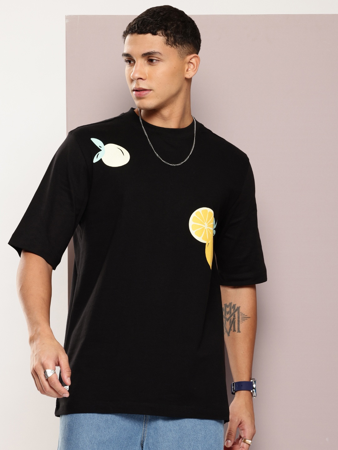 

Kook N Keech Men Typography Printed Oversized Pure Cotton T-shirt, Black