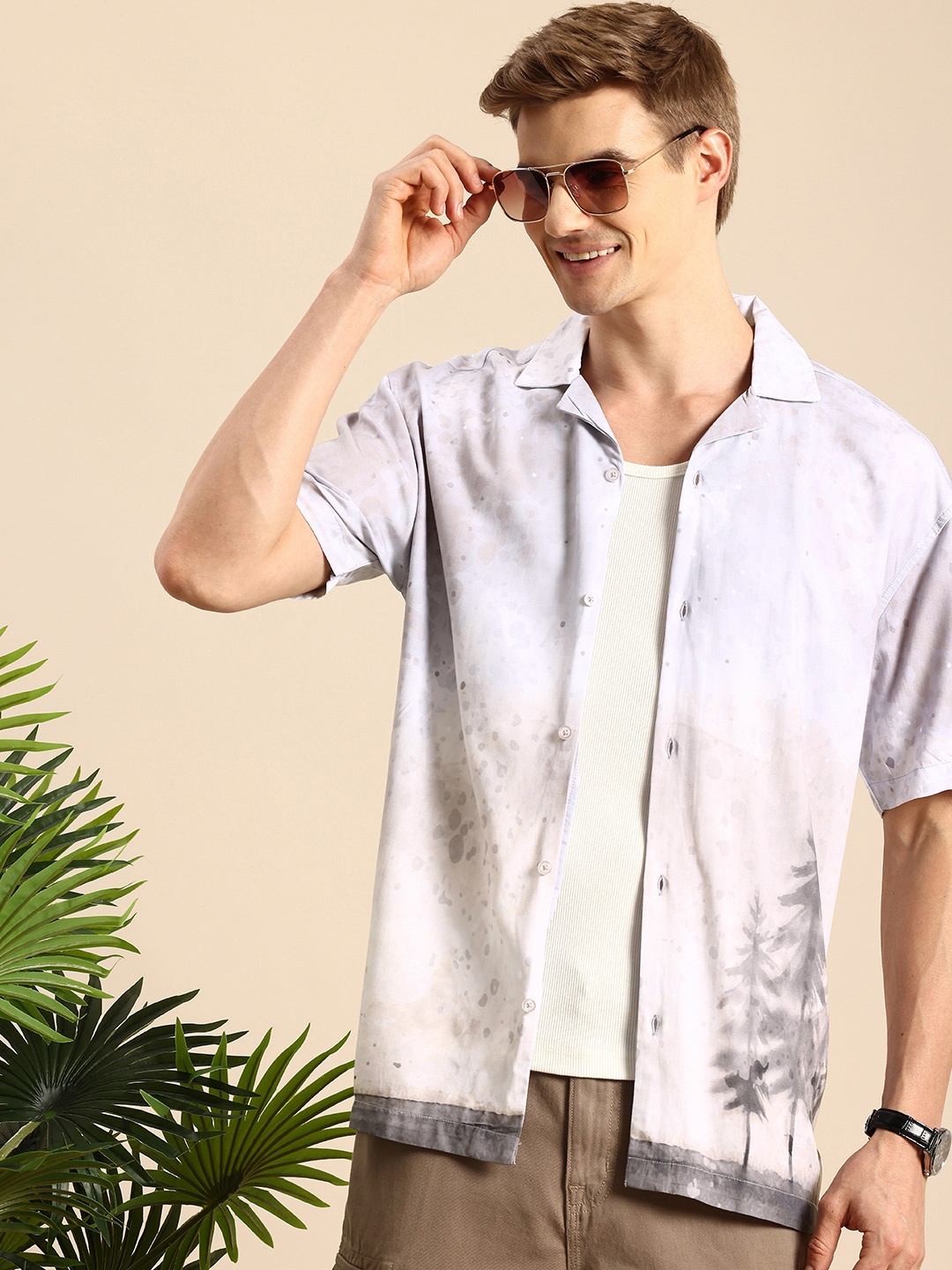 

Mast & Harbour Men Relaxed Printed Cuban Collar Casual Shirt, Off white