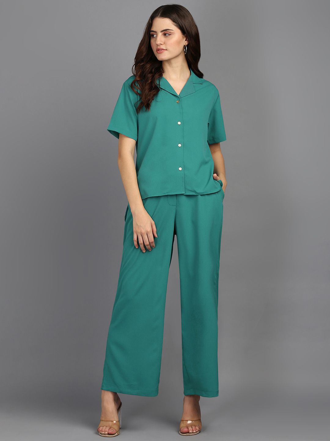 

The Roadster Lifestyle Co. Lapel Collar Pure Cotton Shirt With Trouser, Green