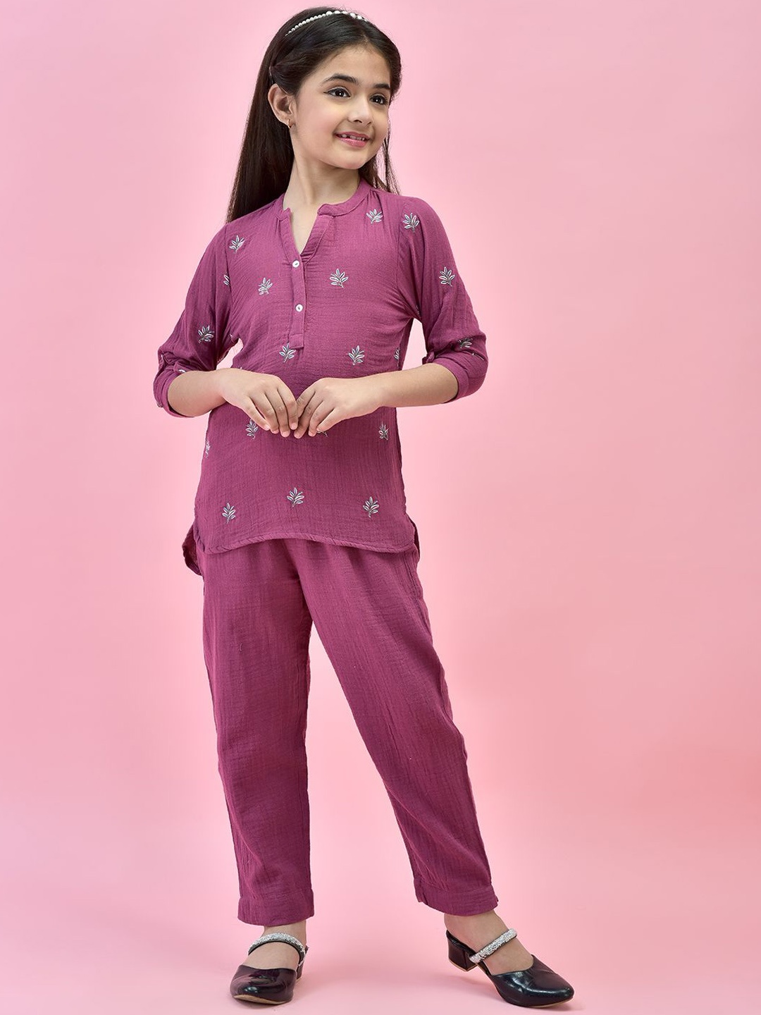 

Juniper Girls Paisley Embroidered Mandarin Collar Straight Pure Cotton Kurti With Trousers, Maroon