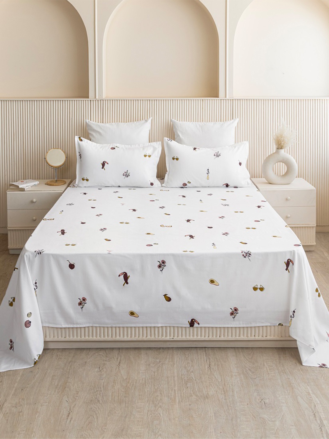 

HOMEMONDE White Floral Printed 210 TC Cotton Double King Bedsheet & 2 Pillow Covers