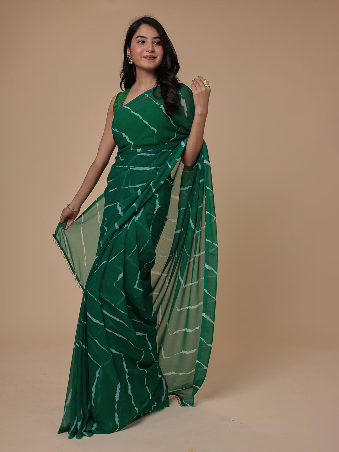 

ZARI Beads and Stones Pure Georgette Leheriya Saree, Green