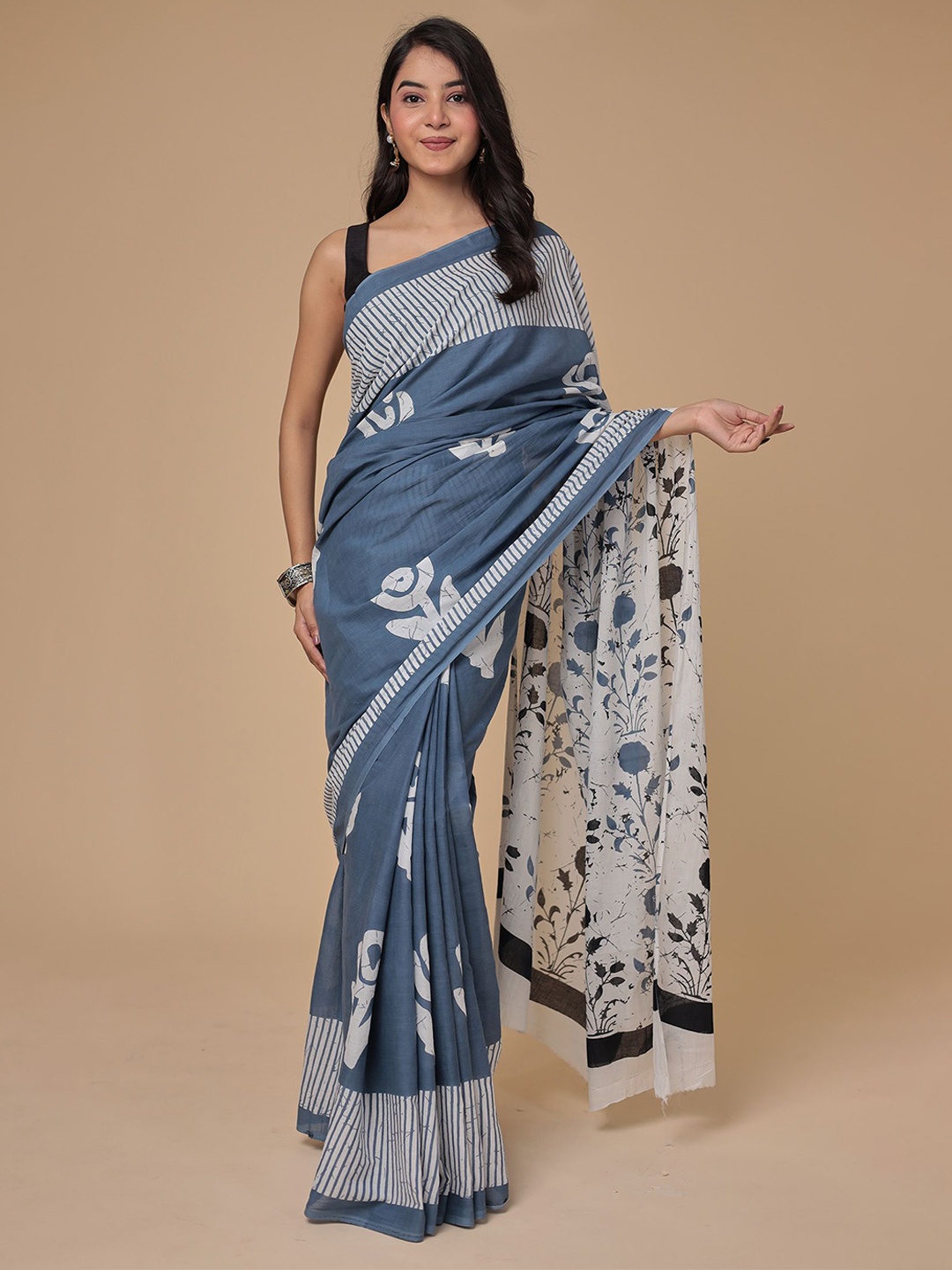 

ZARI Ethnic Motifs Pure Cotton Saree, Blue