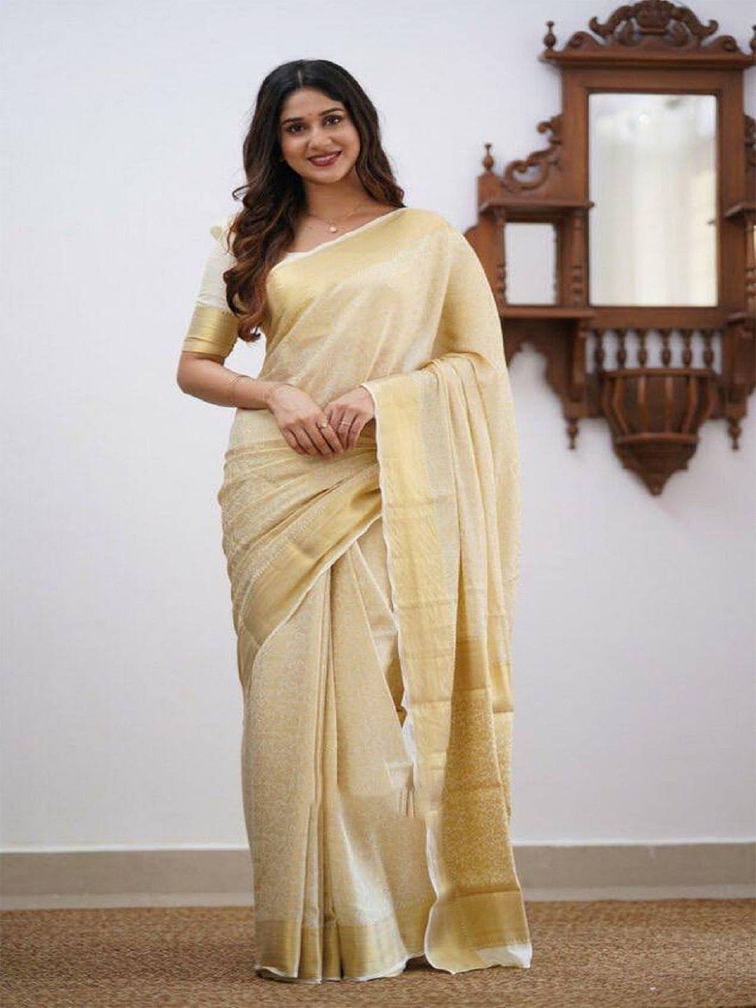 

JULEE Woven Design Zari Pure Silk Banarasi Saree, White
