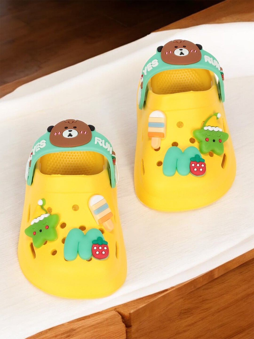 

Lil Lollipop Infants Bear Applique Anti-Slip Clogs, Yellow